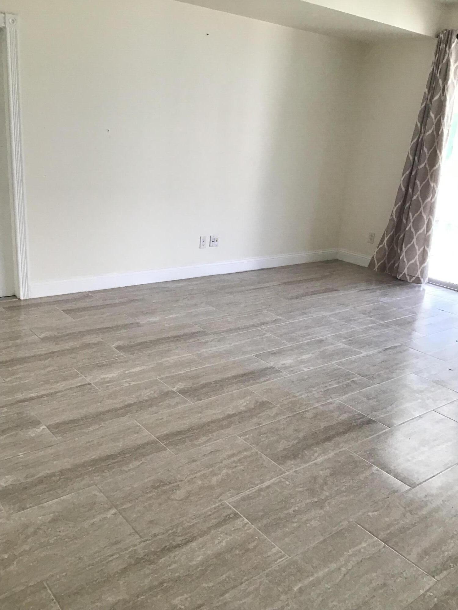 2137 W Tigris, West Palm Beach FL 33411