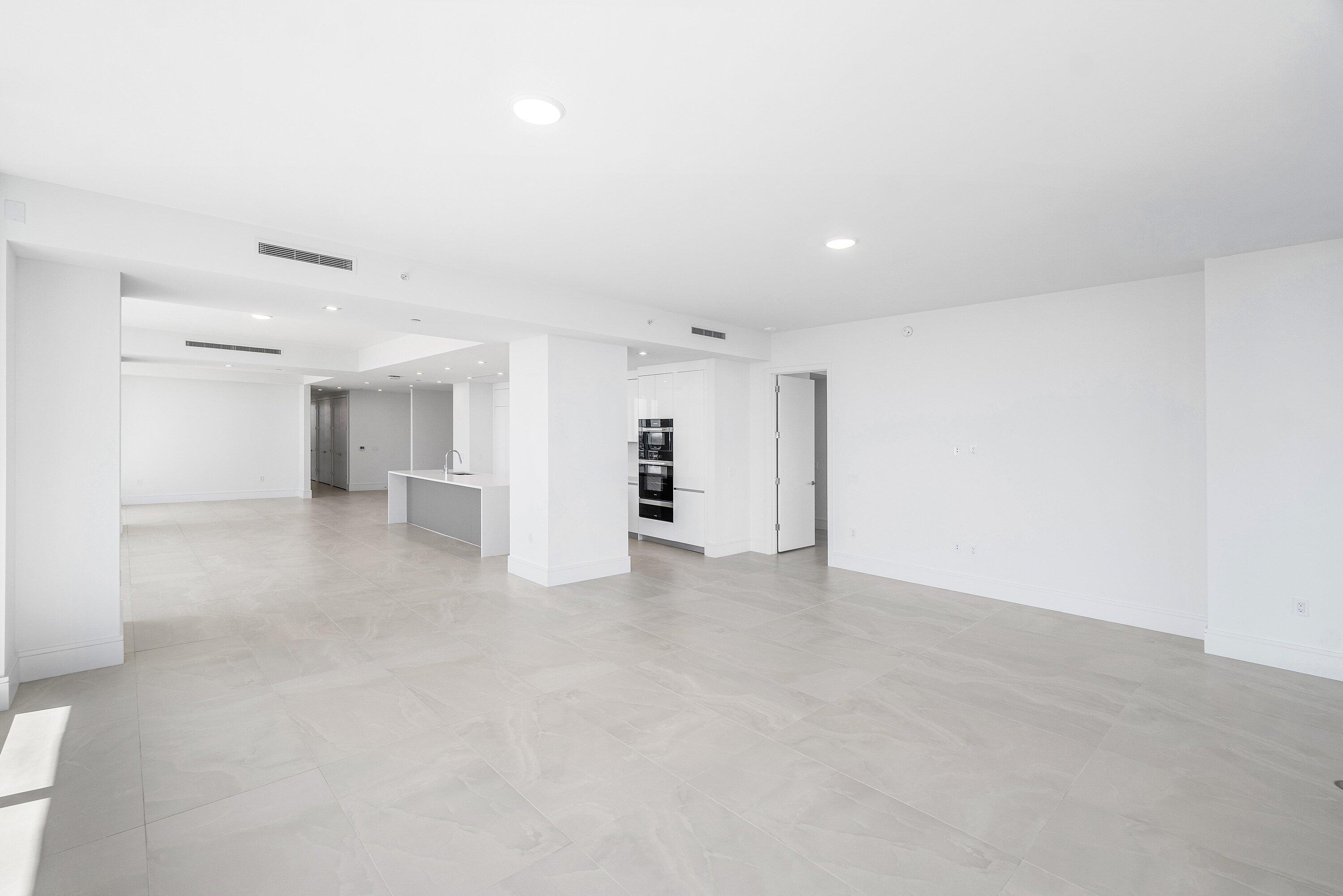 220 Lake Shore Drive #2012, Lake Park FL 33403