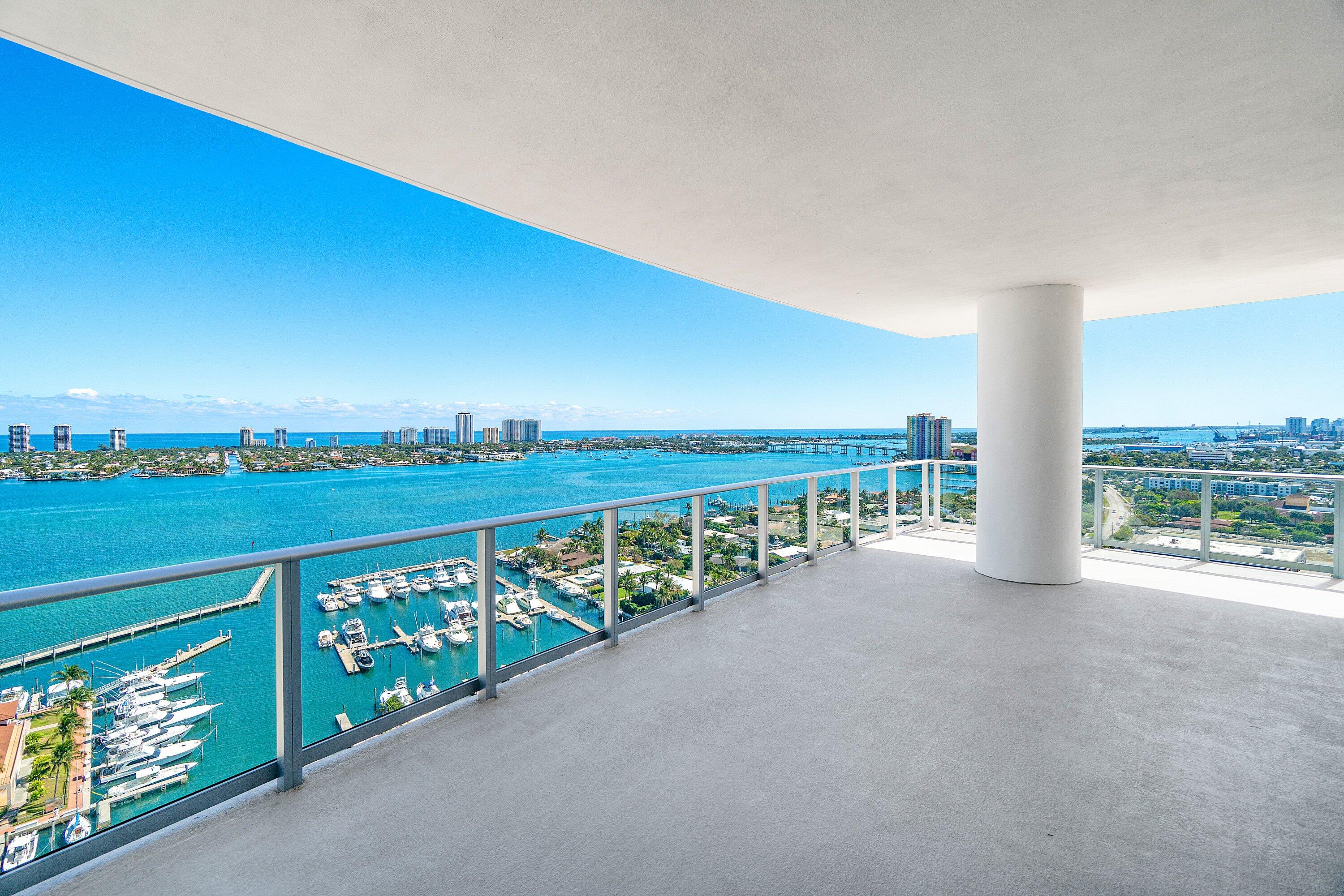 220 Lake Shore Drive #2012, Lake Park FL 33403