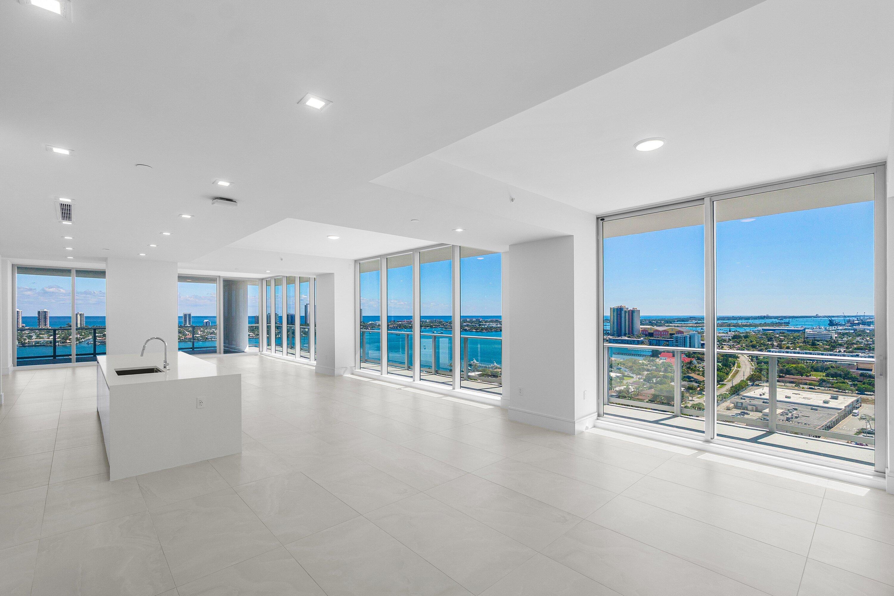 220 Lake Shore Drive #2012, Lake Park FL 33403