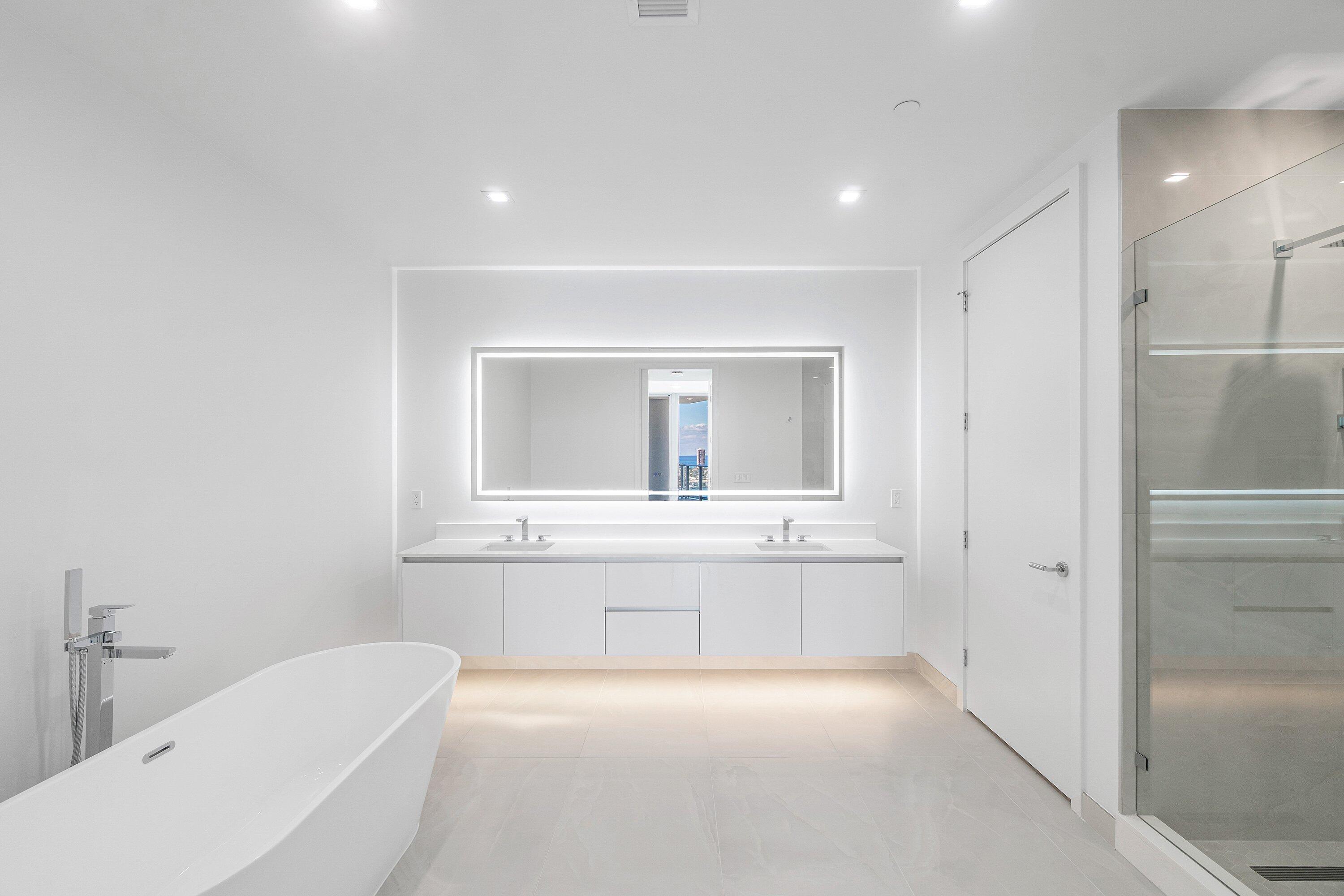 220 Lake Shore Drive #2012, Lake Park FL 33403