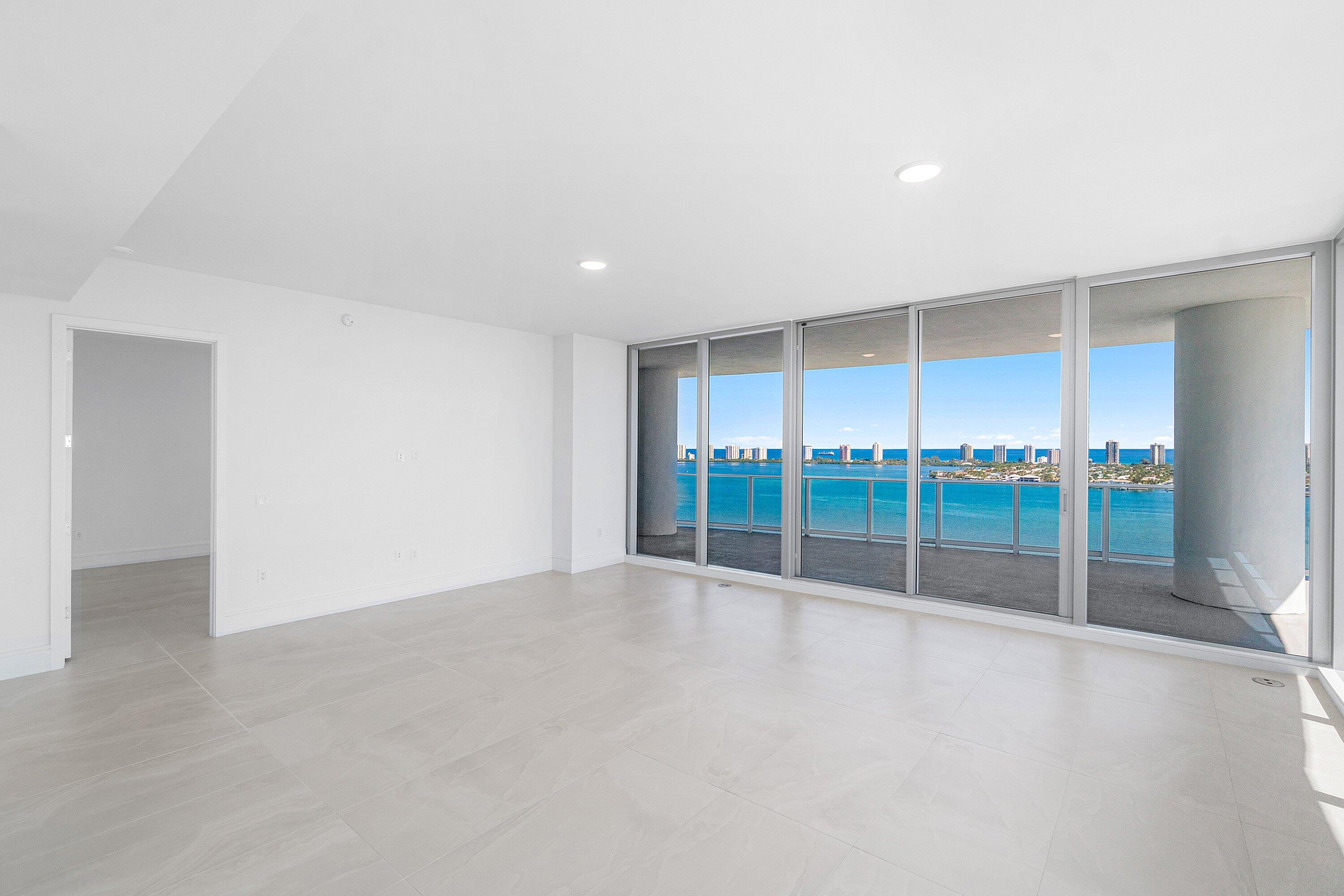 220 Lake Shore Drive #2012, Lake Park FL 33403