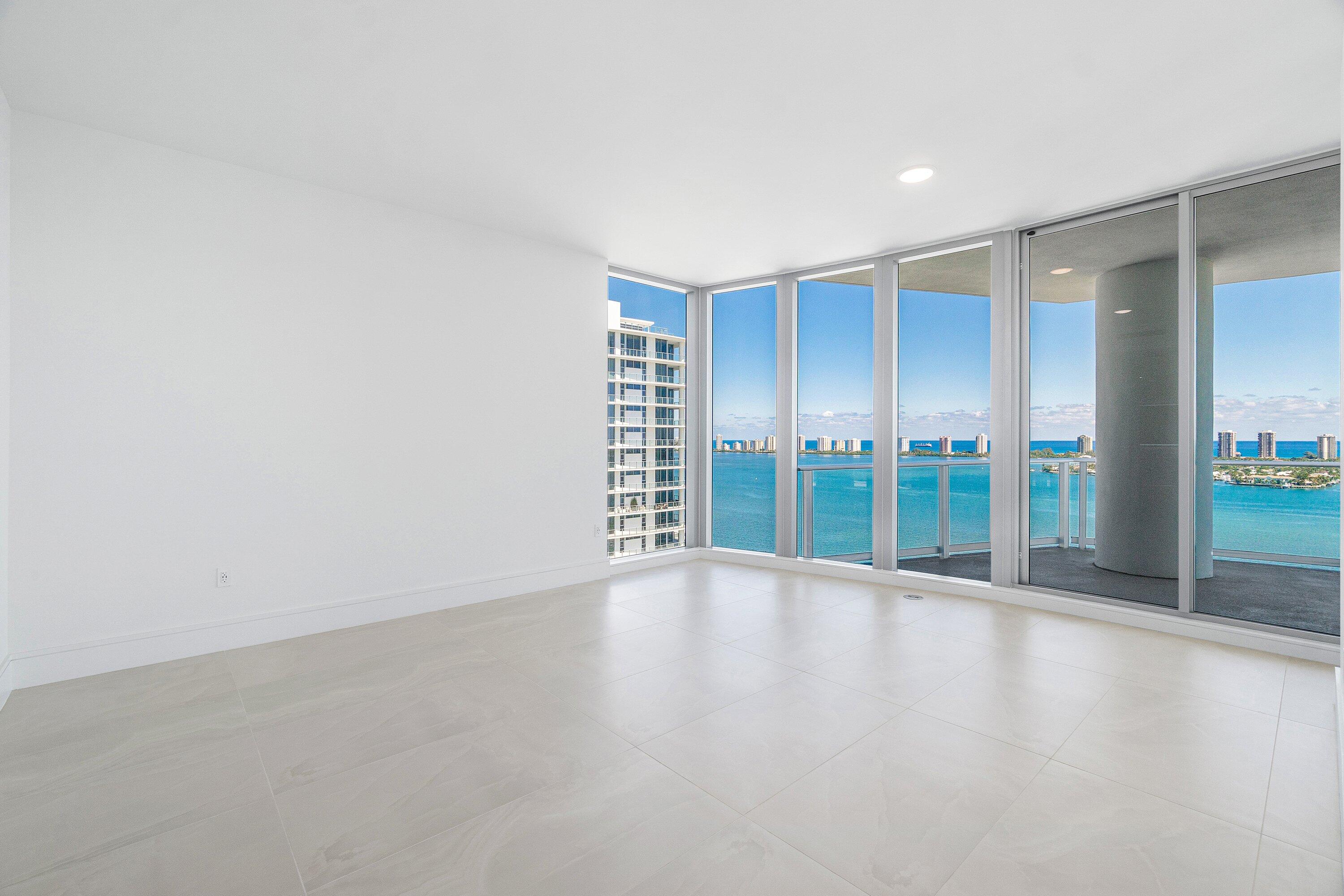 220 Lake Shore Drive #2012, Lake Park FL 33403