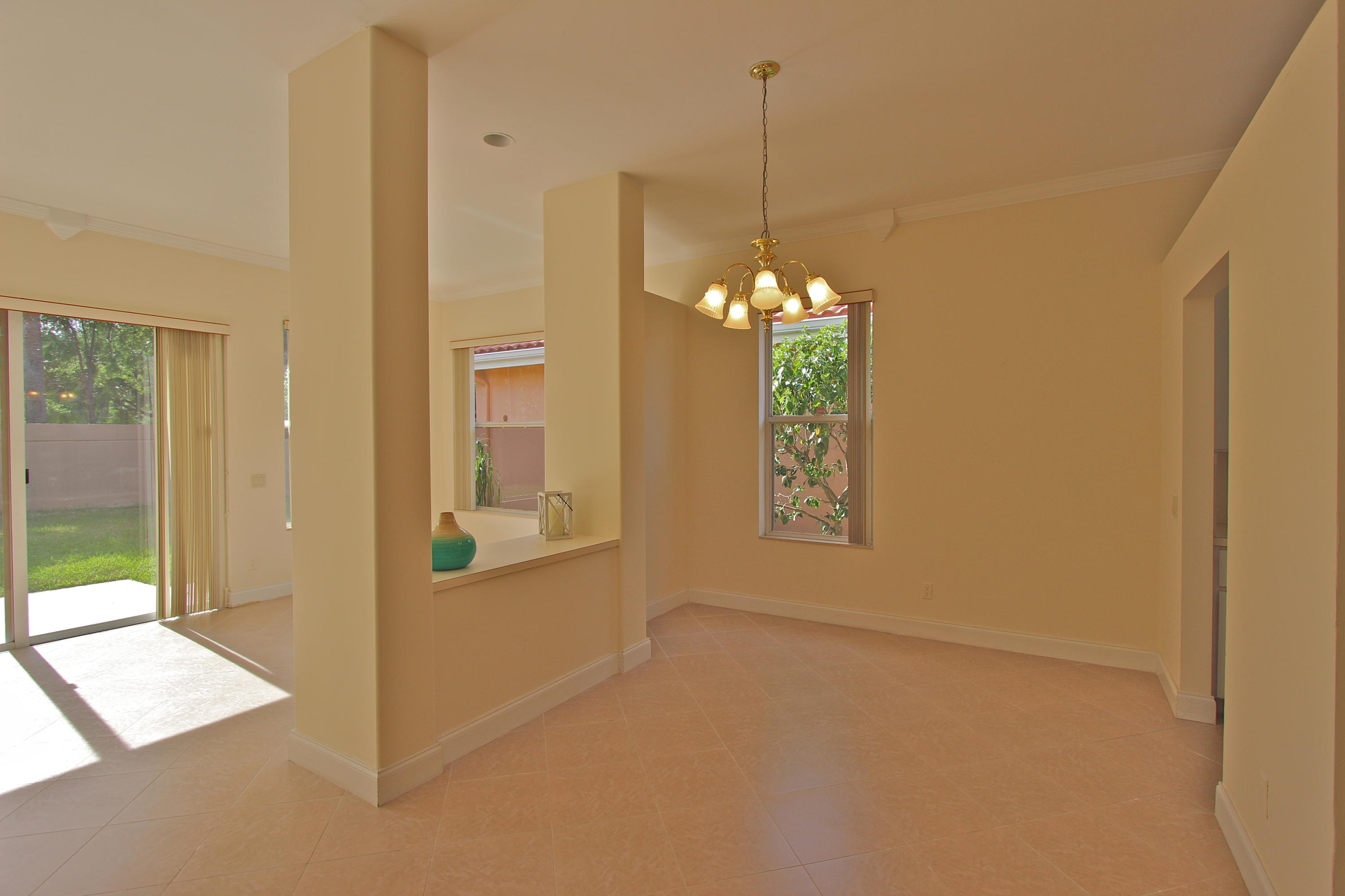 200 S Hampton, Jupiter FL 33458