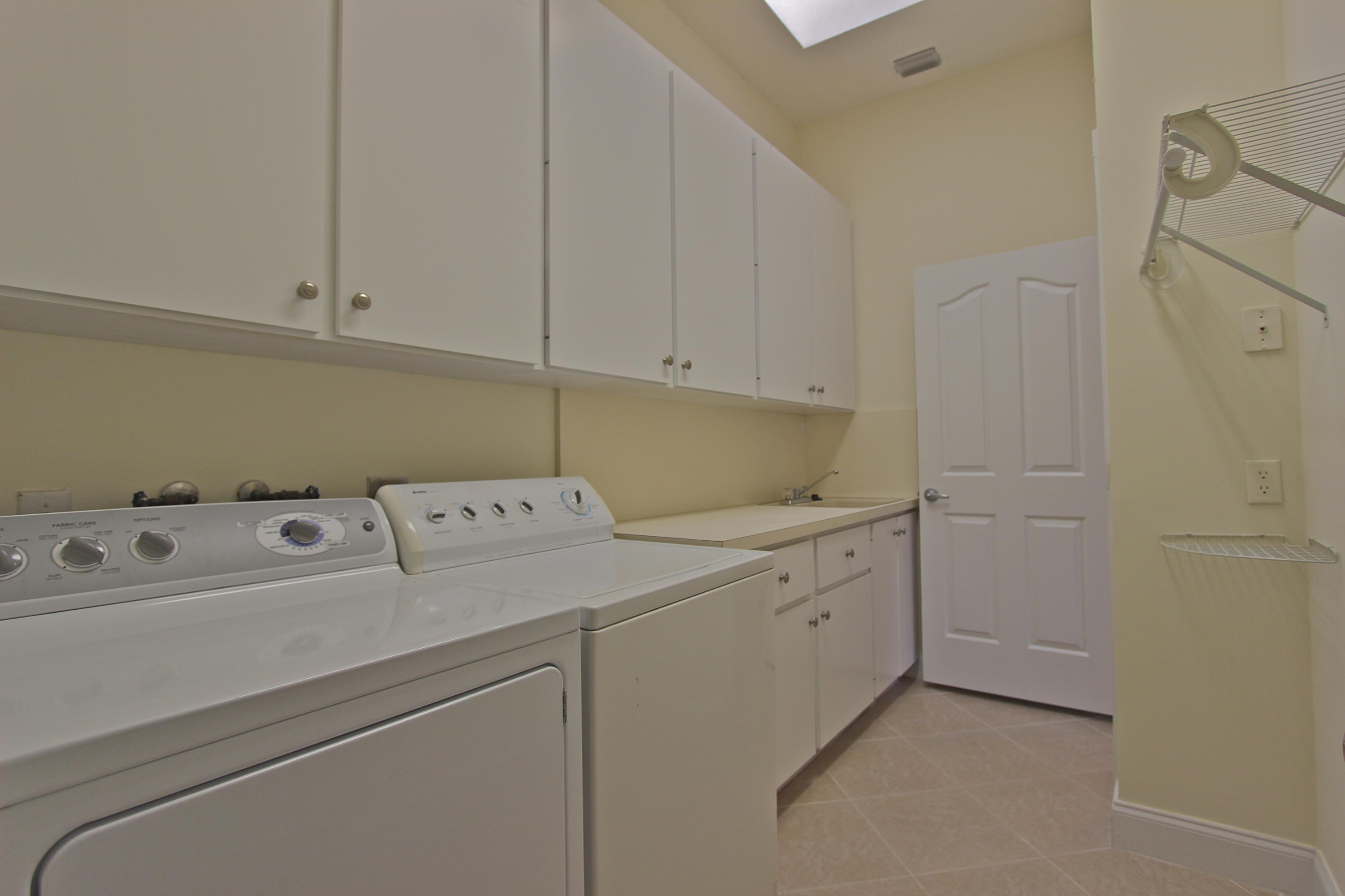200 S Hampton, Jupiter FL 33458