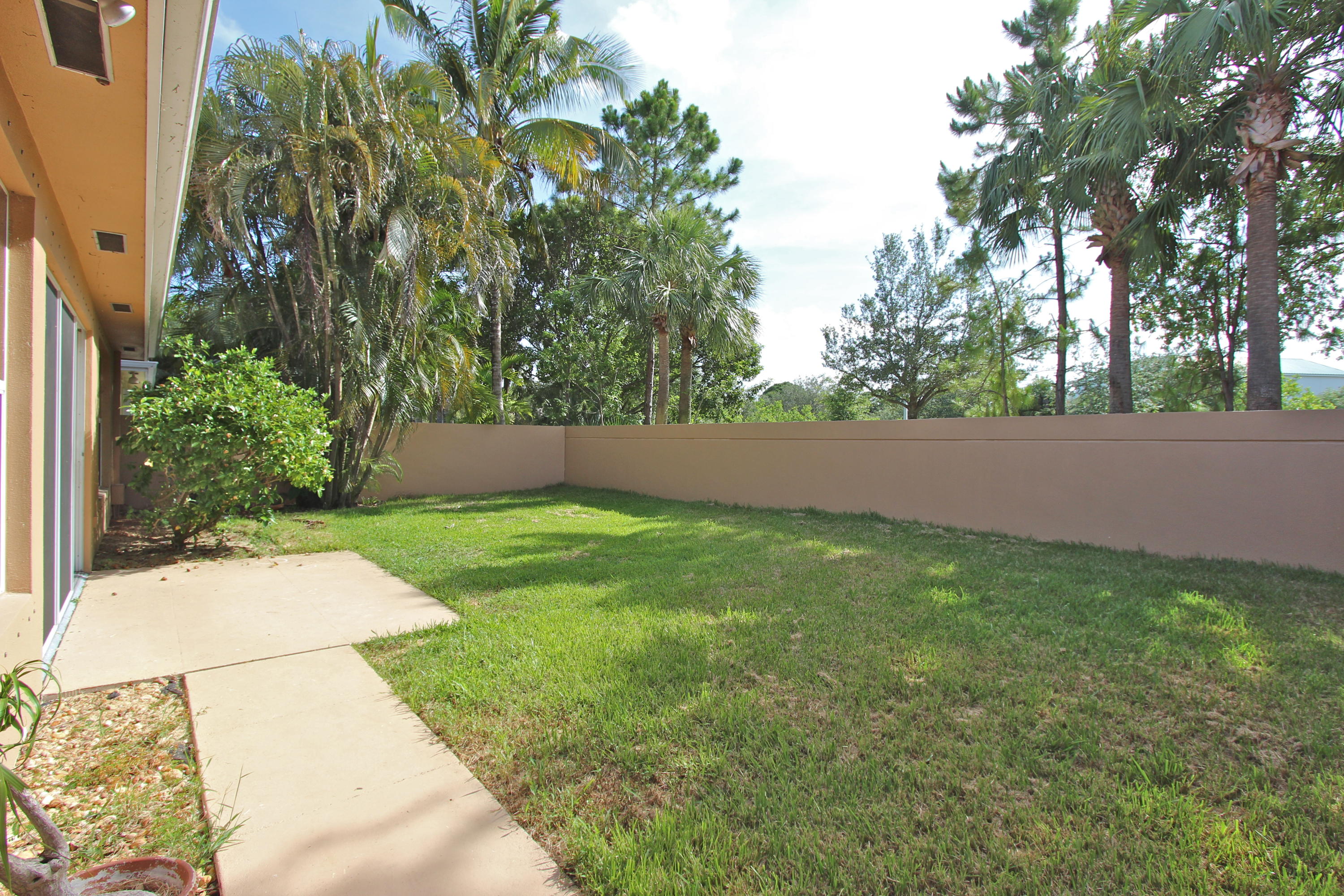 200 S Hampton, Jupiter FL 33458