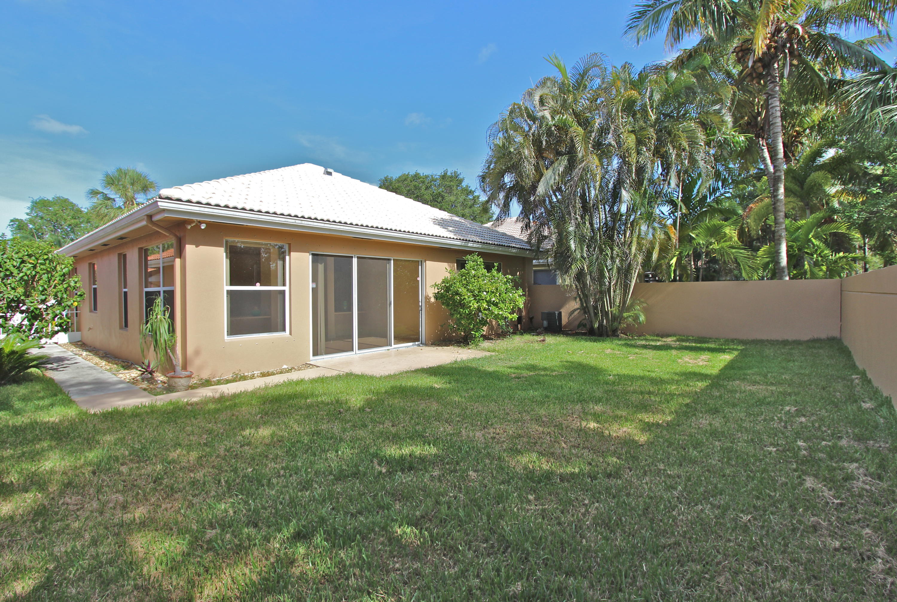200 S Hampton, Jupiter FL 33458