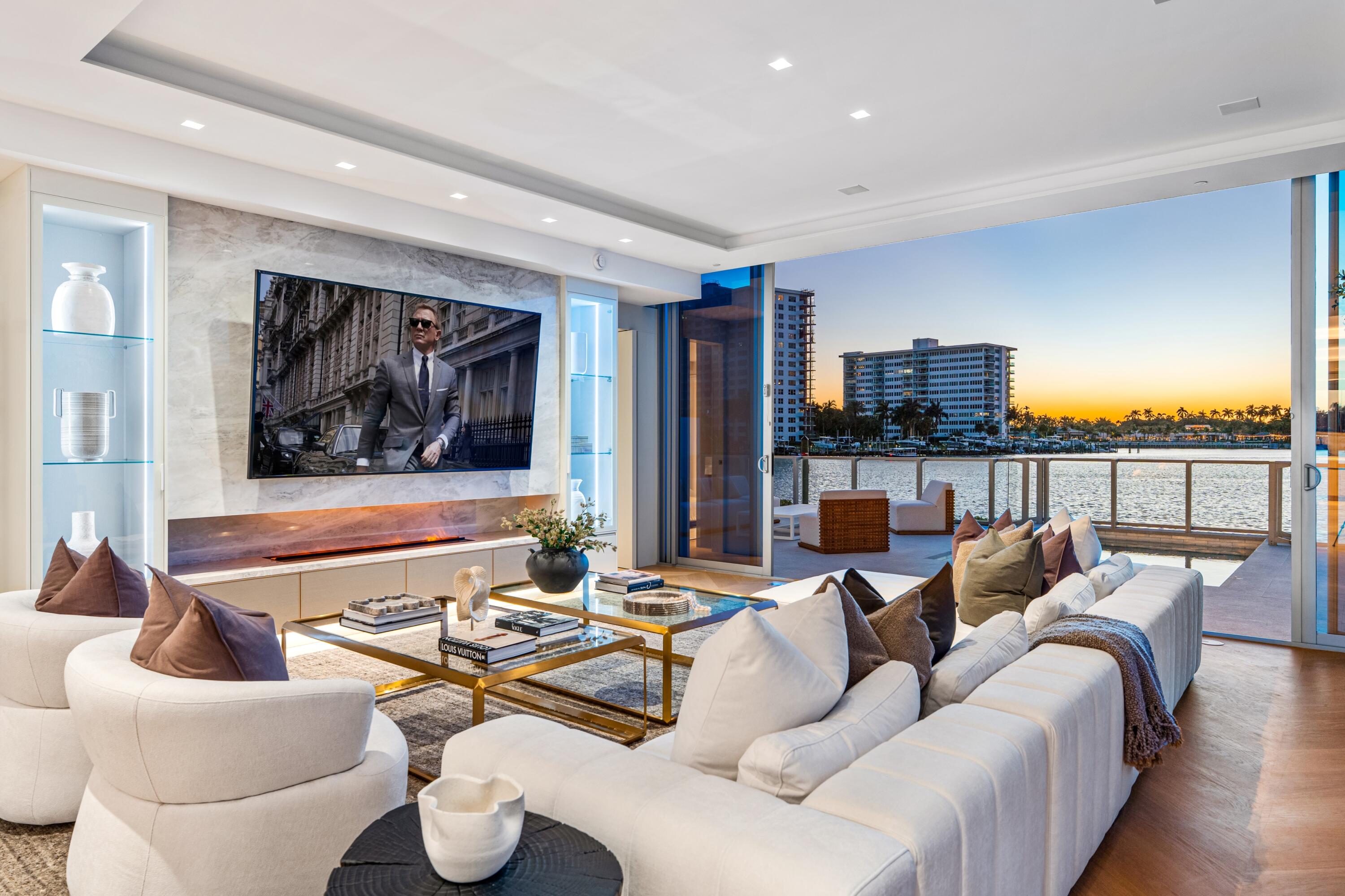 725 S Ocean #101, Boca Raton FL 33432