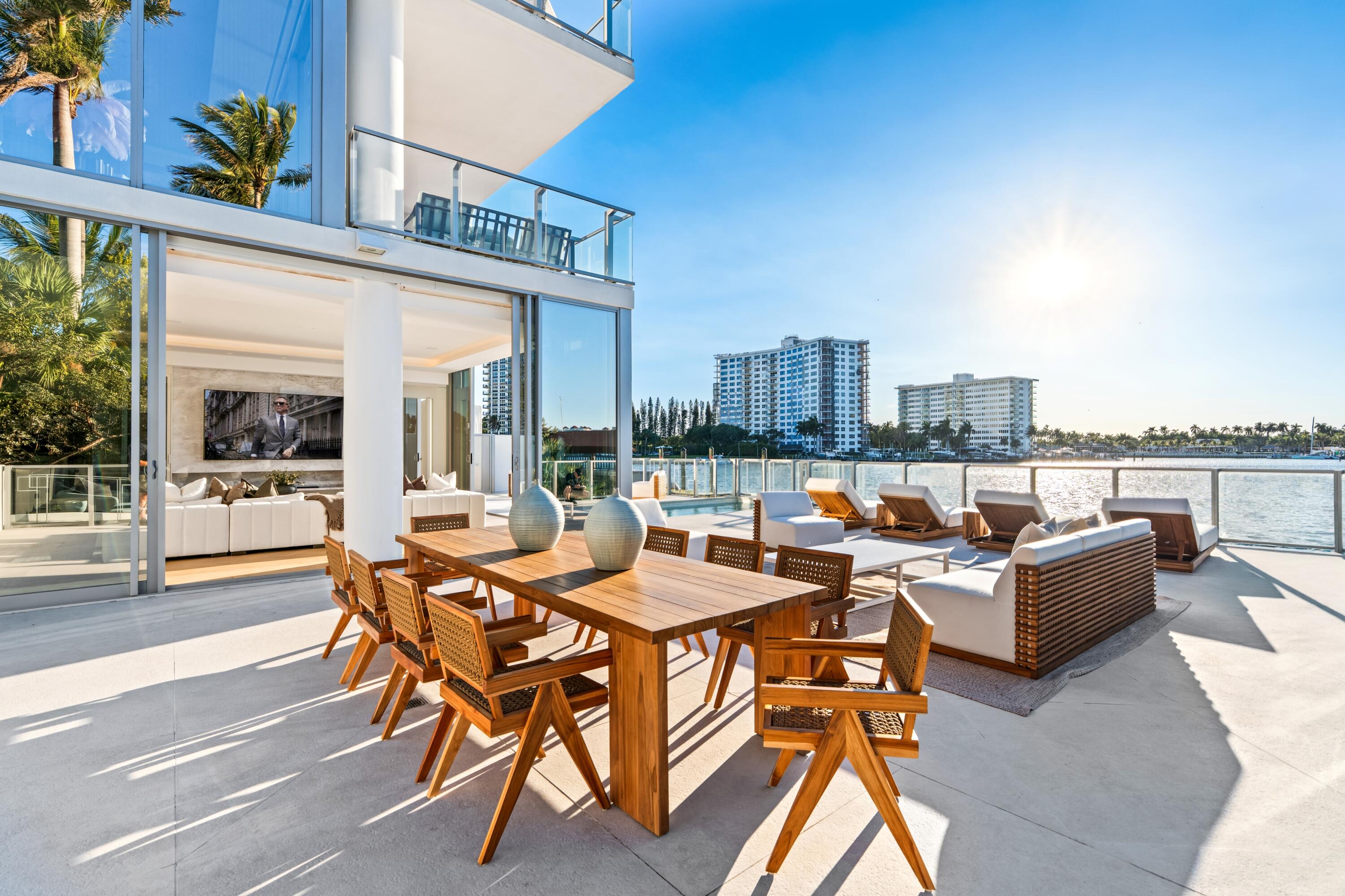 725 S Ocean #101, Boca Raton FL 33432