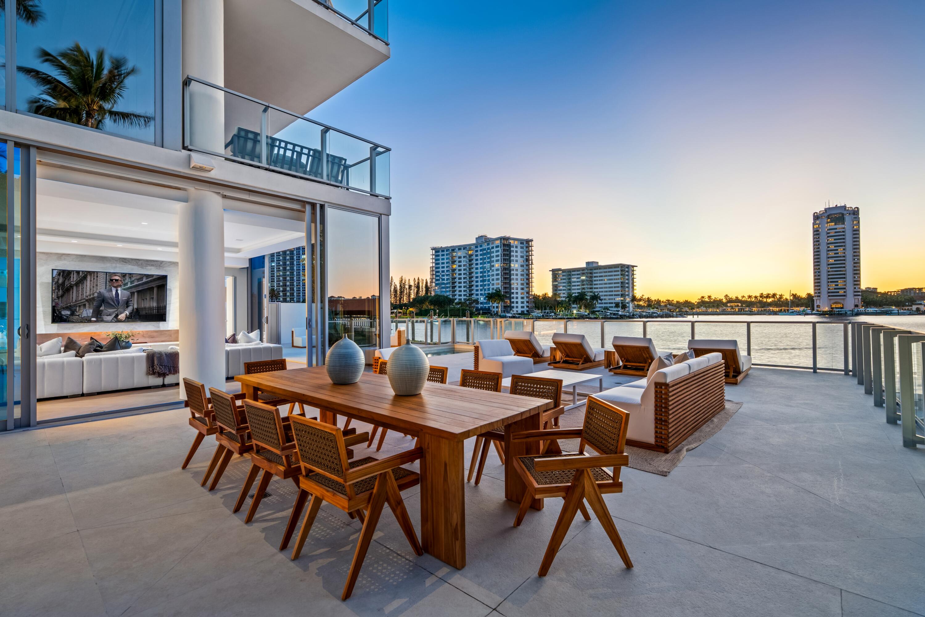 725 S Ocean #101, Boca Raton FL 33432