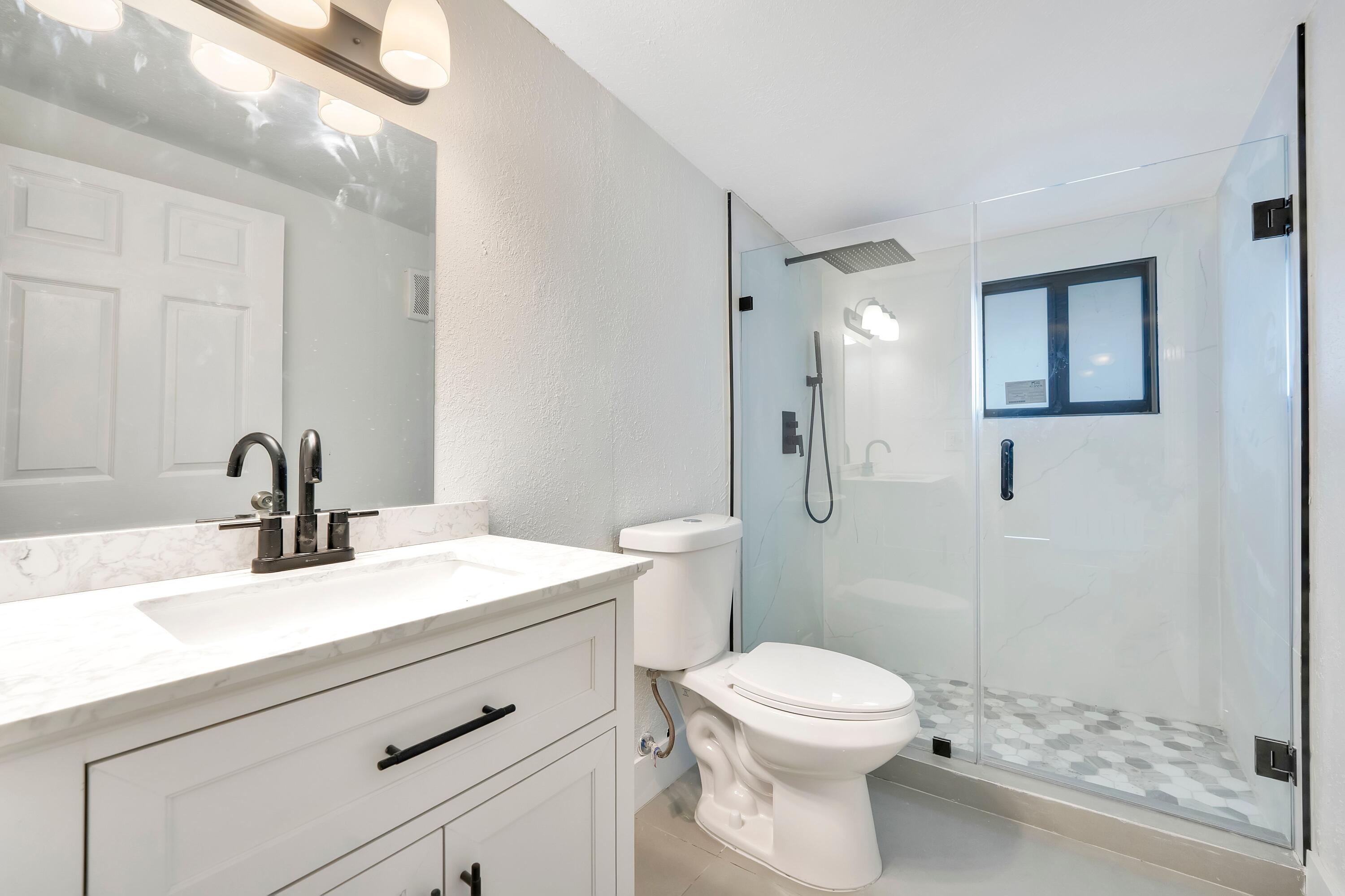 2428 NW 28th #Rear, Miami FL 33142