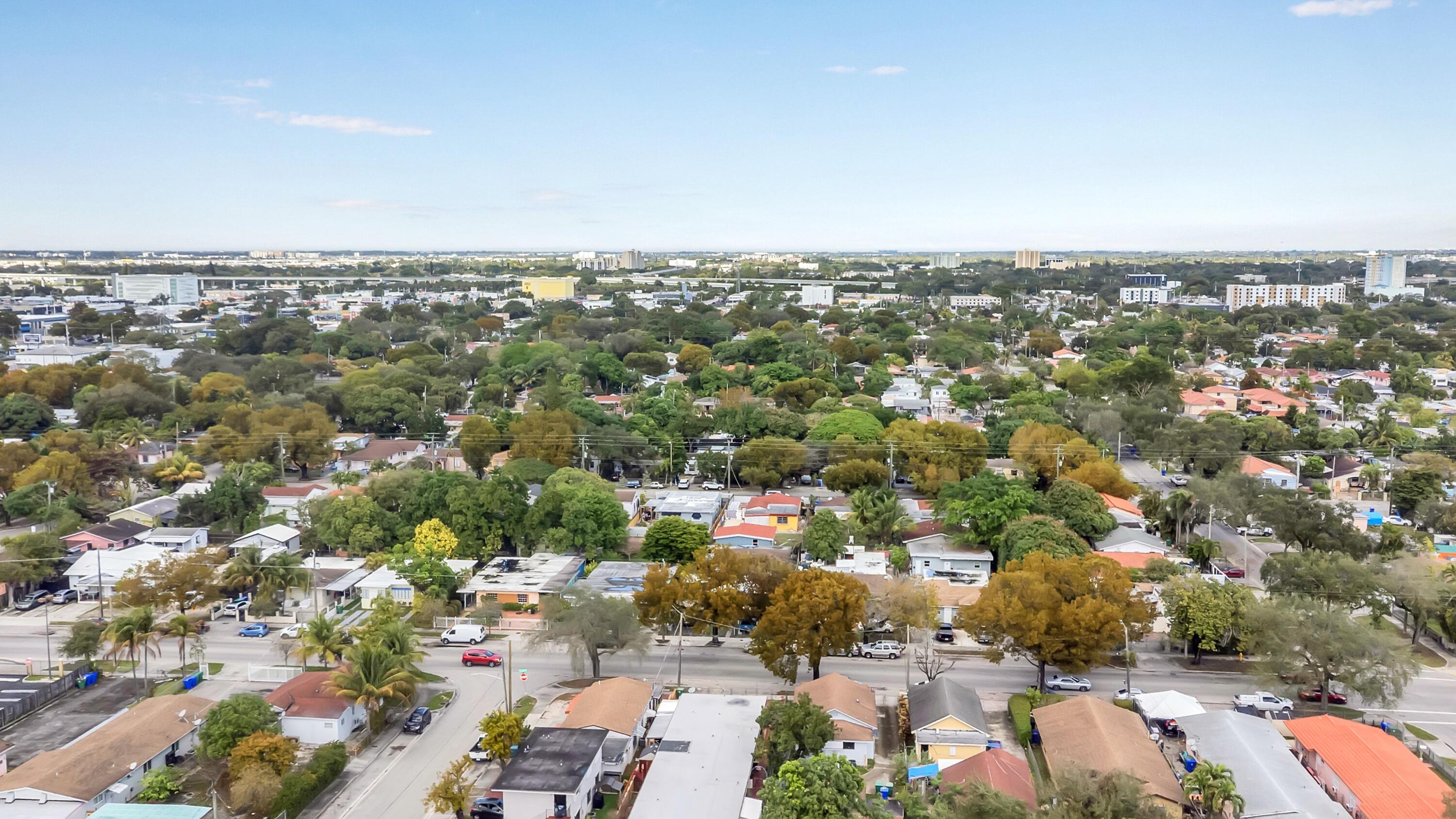 2428 NW 28th #Rear, Miami FL 33142
