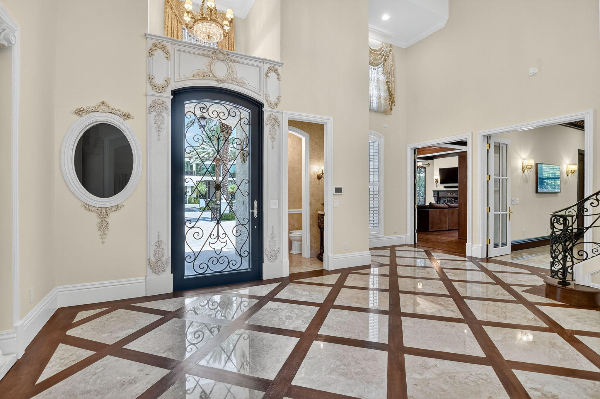 377 E Coconut Palm, Boca Raton FL 33432