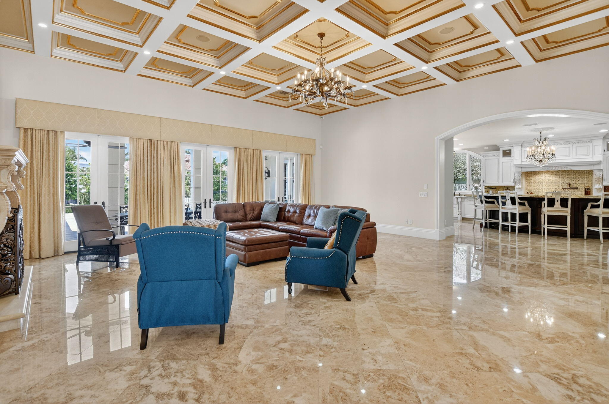 377 E Coconut Palm, Boca Raton FL 33432