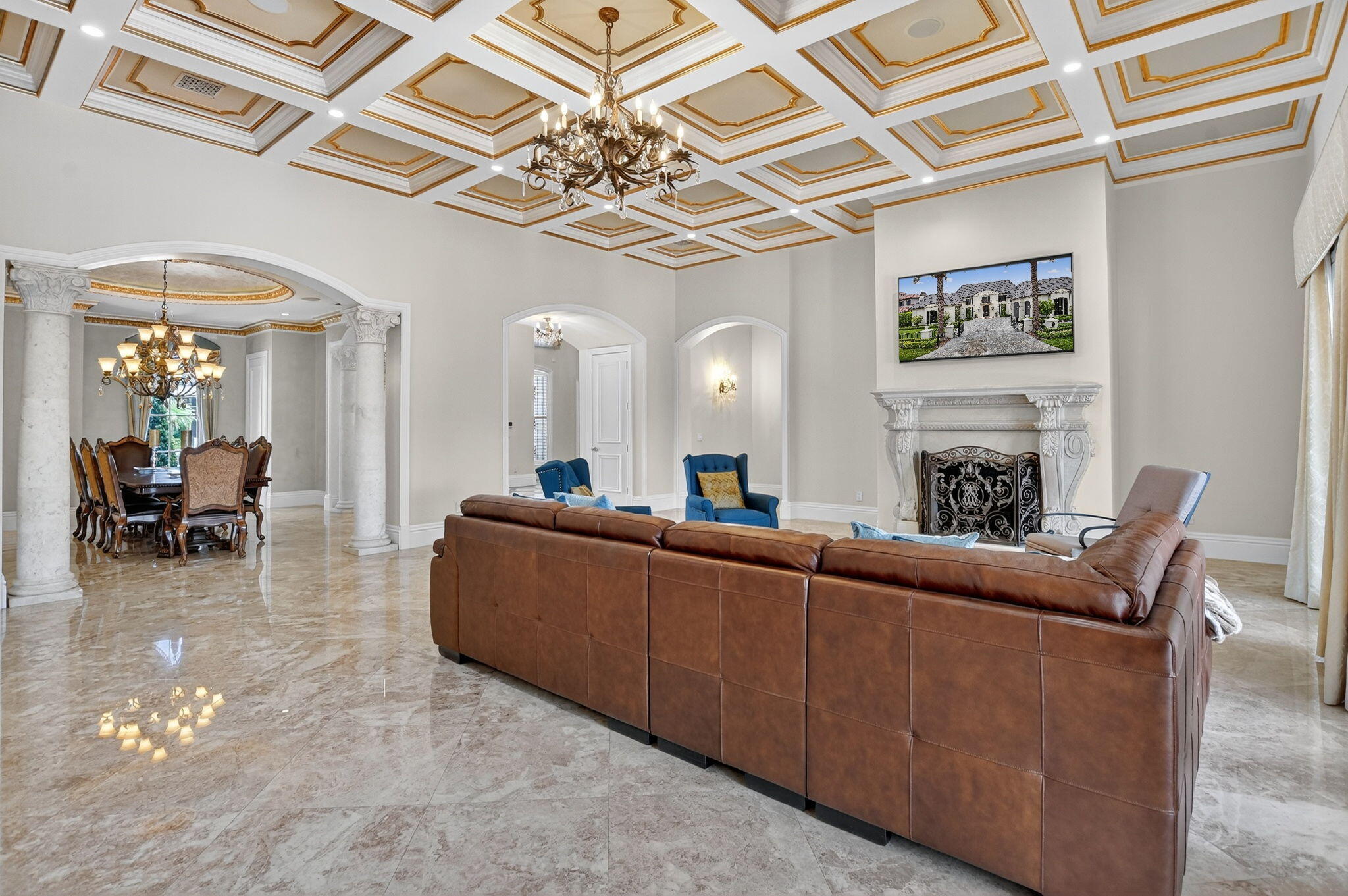 377 E Coconut Palm, Boca Raton FL 33432