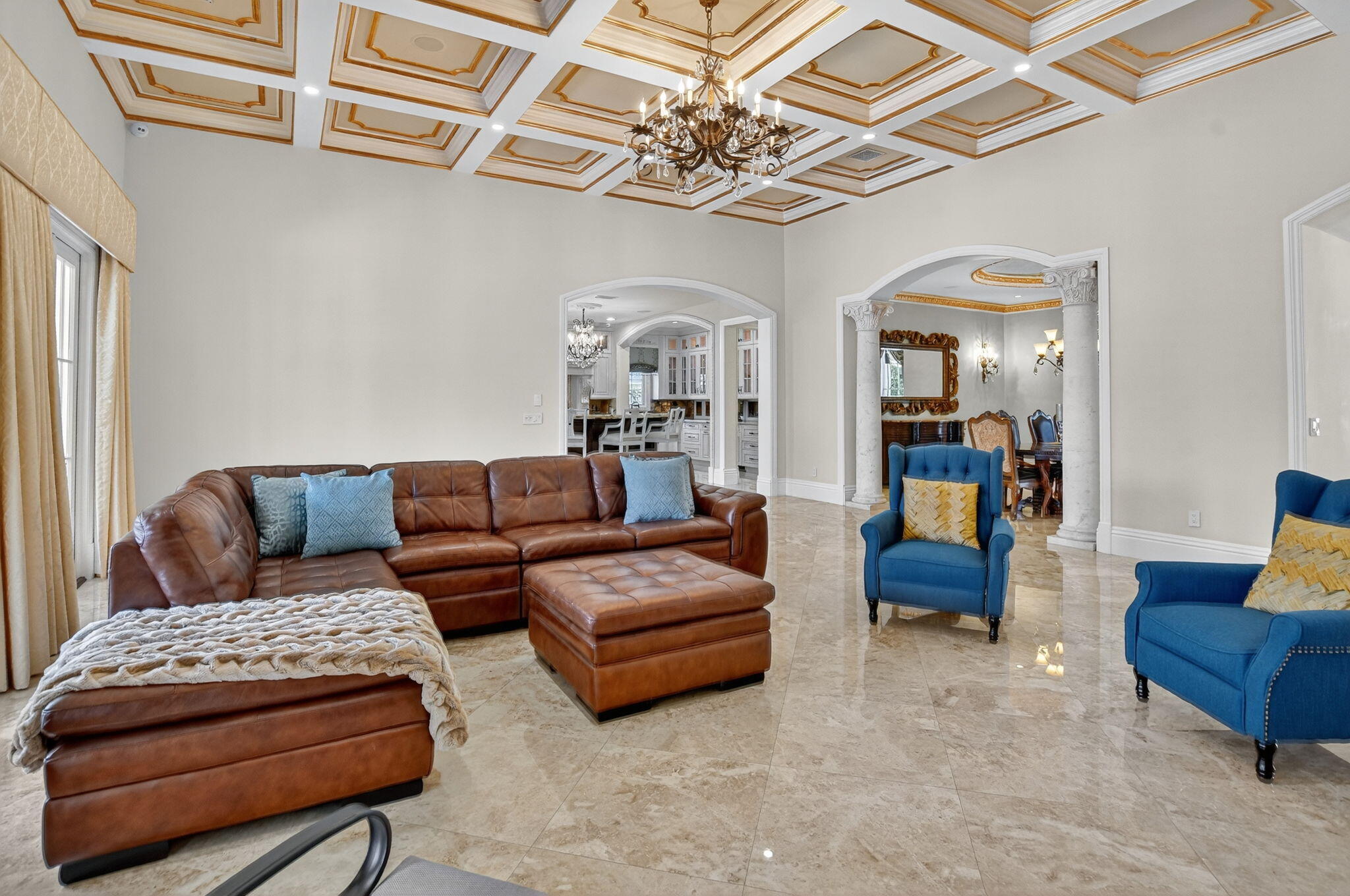 377 E Coconut Palm, Boca Raton FL 33432