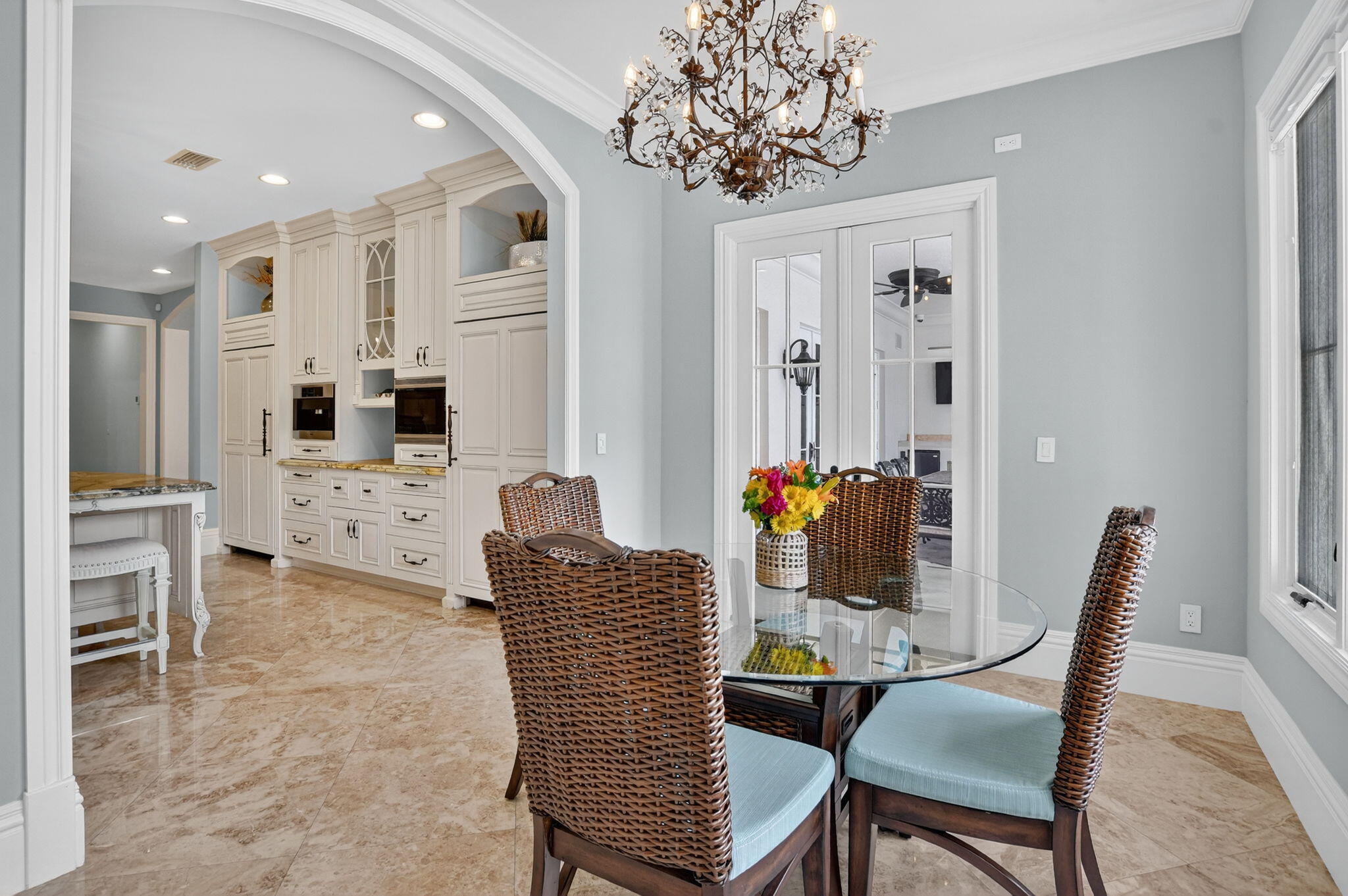 377 E Coconut Palm, Boca Raton FL 33432