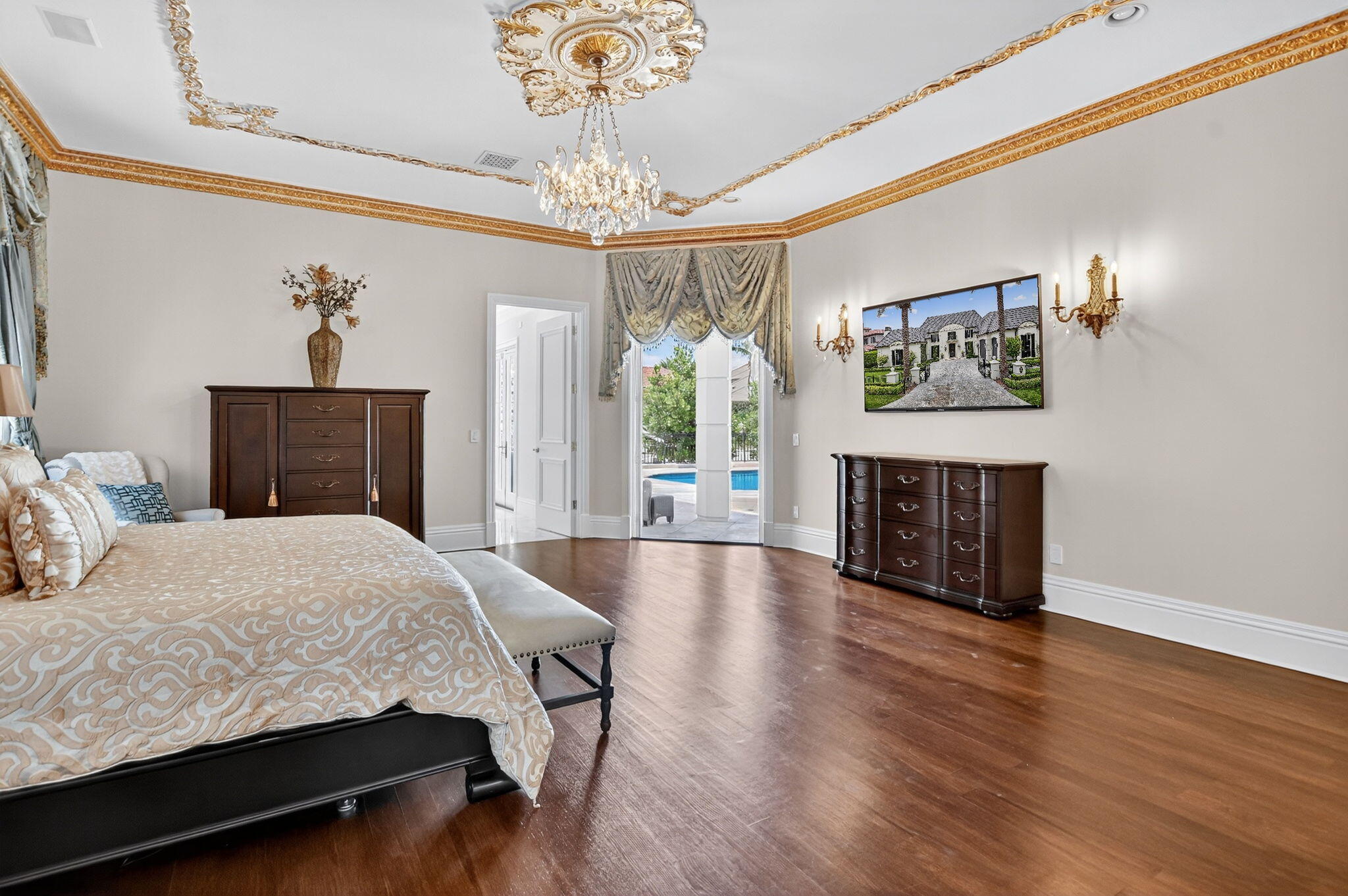 377 E Coconut Palm, Boca Raton FL 33432