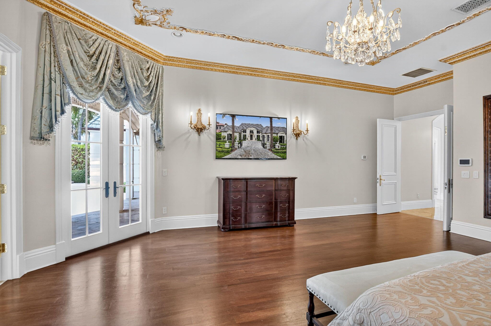 377 E Coconut Palm, Boca Raton FL 33432