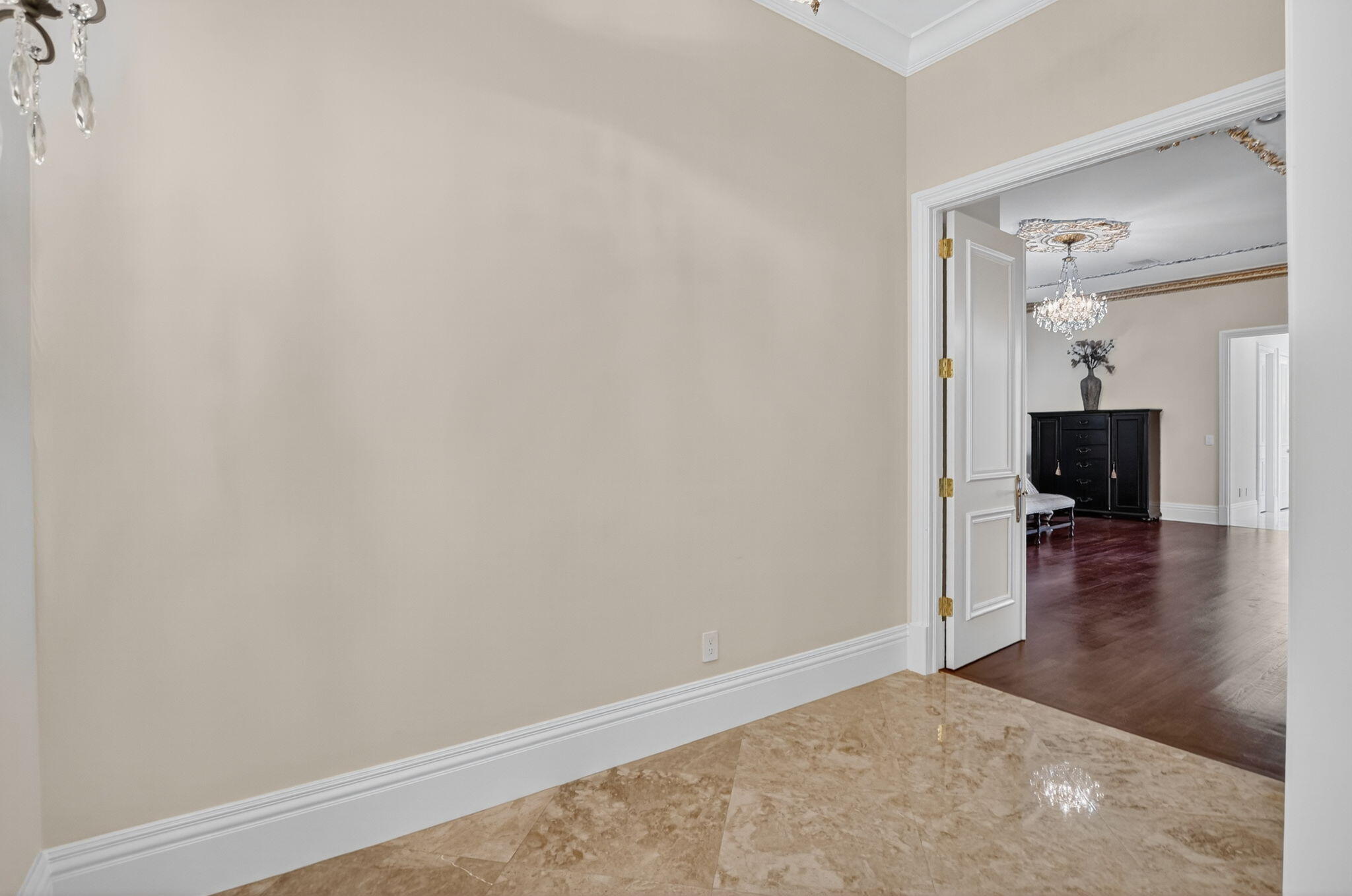 377 E Coconut Palm, Boca Raton FL 33432