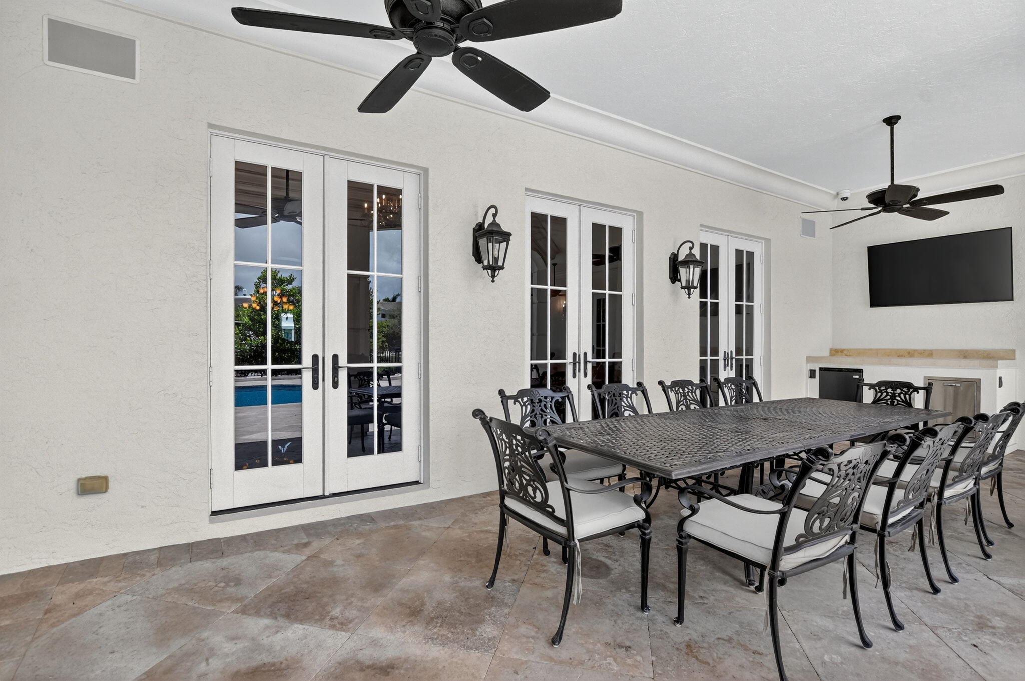 377 E Coconut Palm, Boca Raton FL 33432