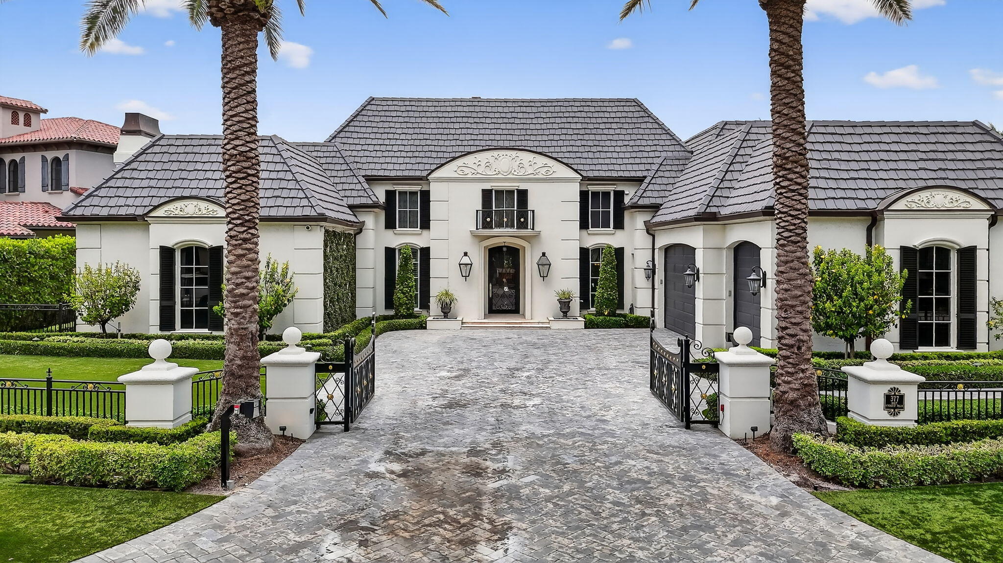 377 E Coconut Palm, Boca Raton FL 33432
