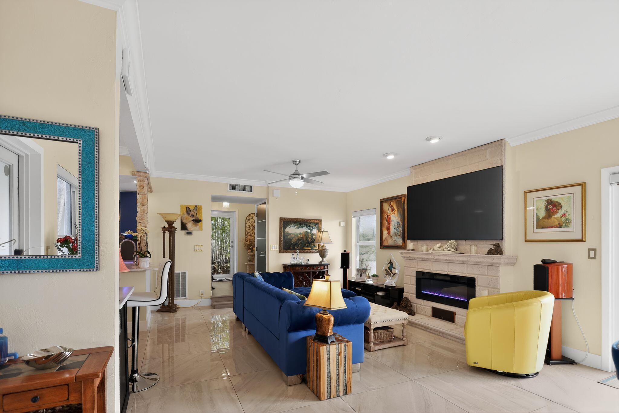1524 SE 12th #6, Fort Lauderdale FL 33316