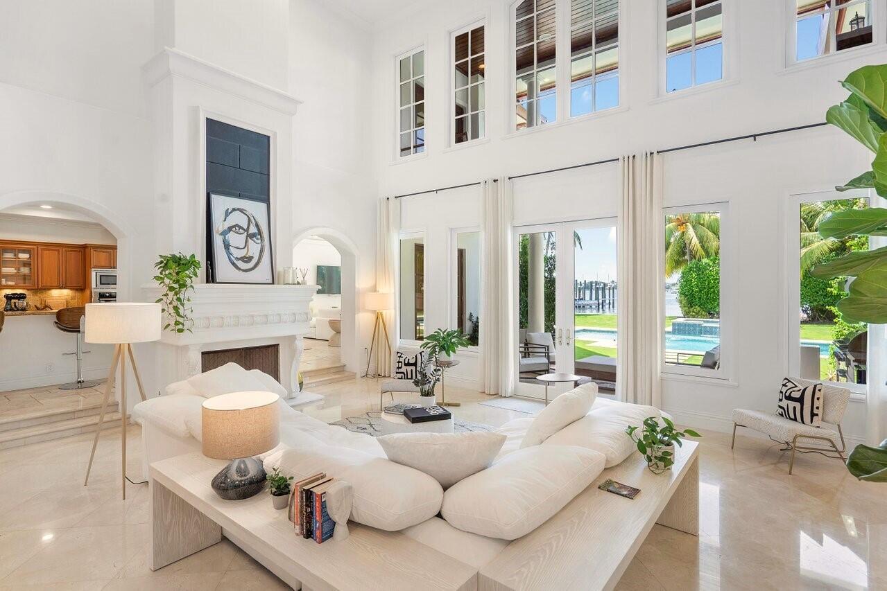 350 E Ocean, Lantana FL 33462