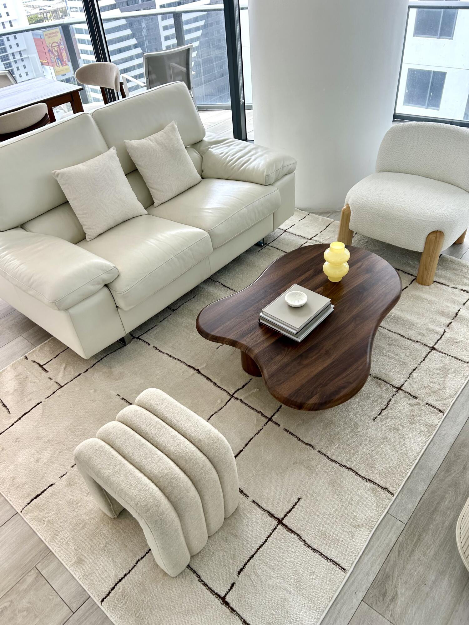55 SW 9th #2508, Miami FL 33130