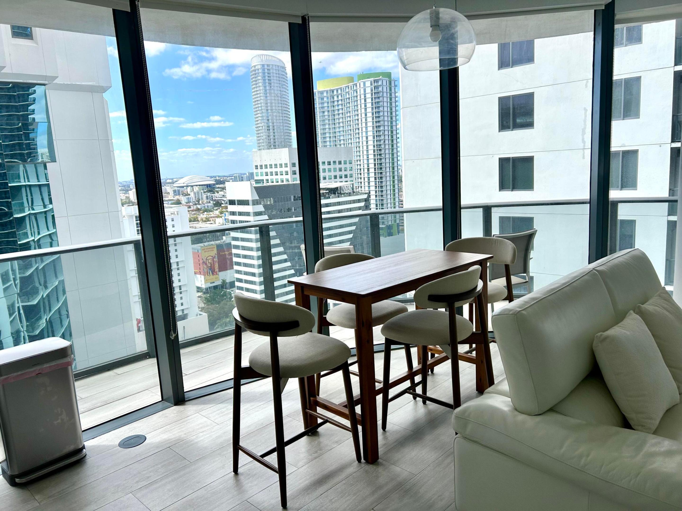 55 SW 9th #2508, Miami FL 33130