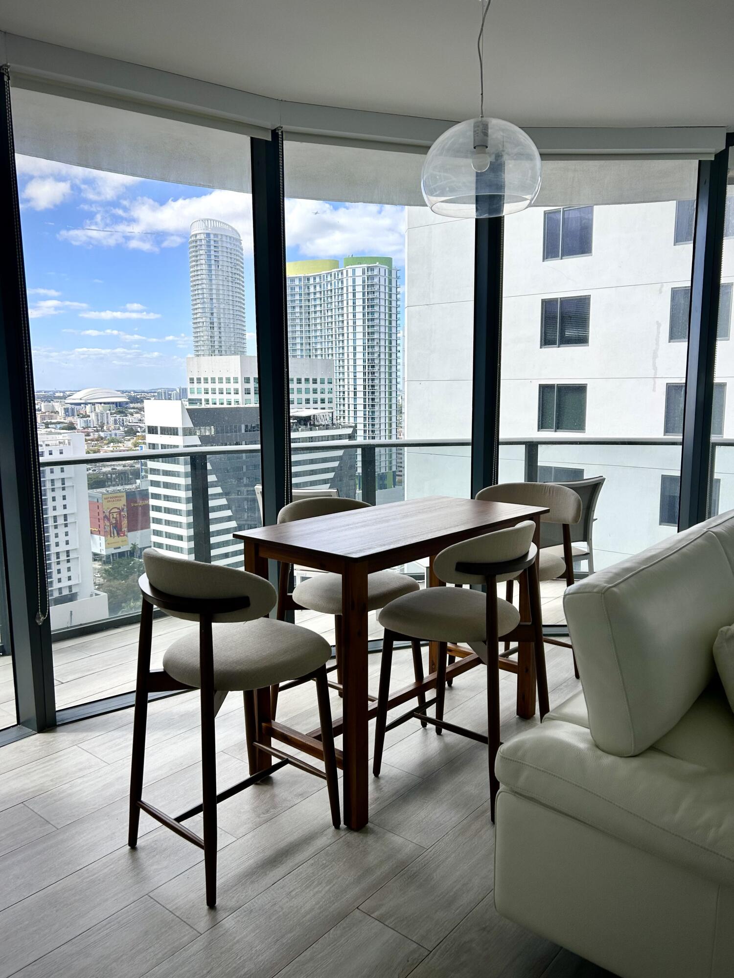 55 SW 9th #2508, Miami FL 33130