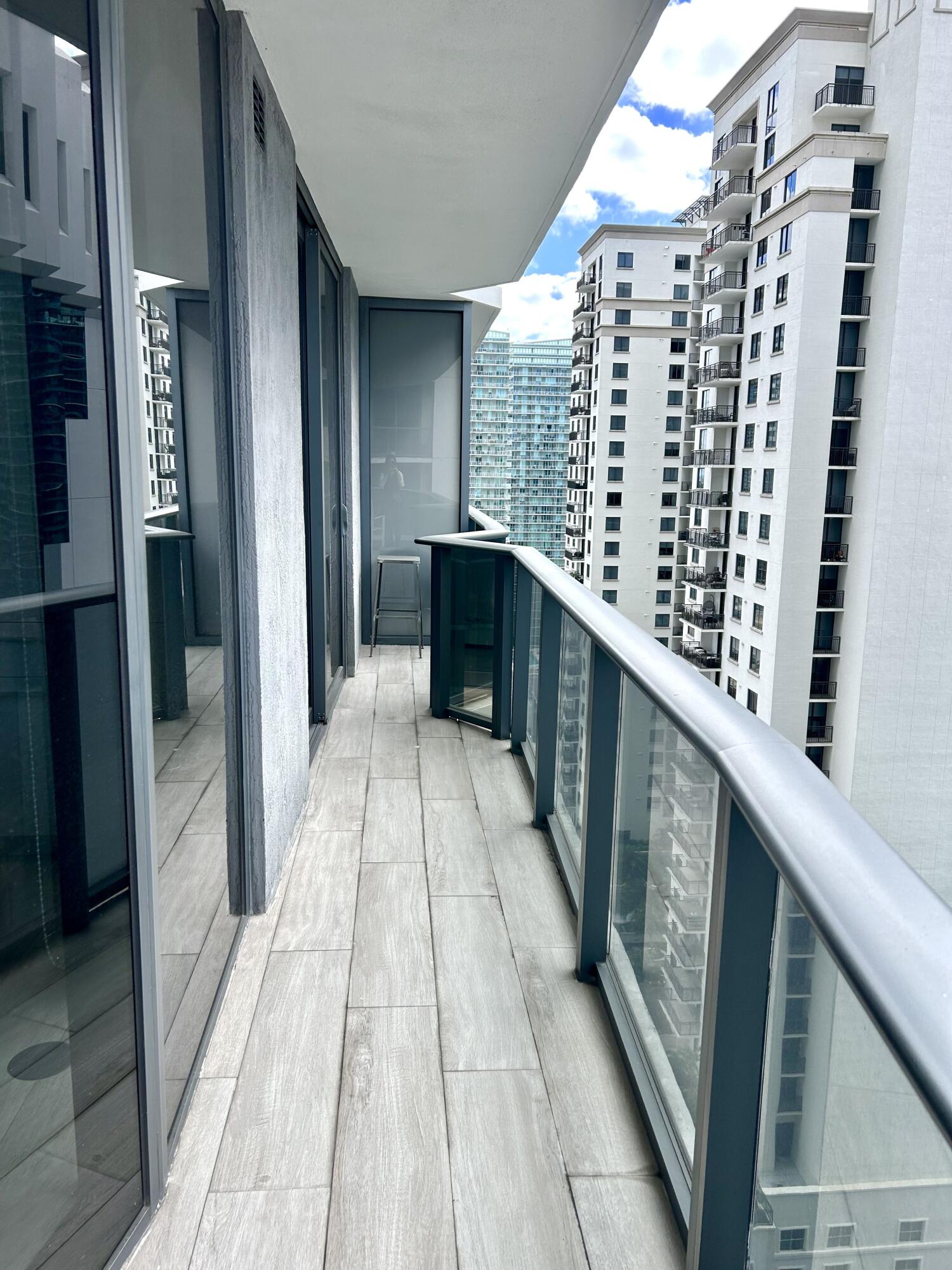 55 SW 9th #2508, Miami FL 33130