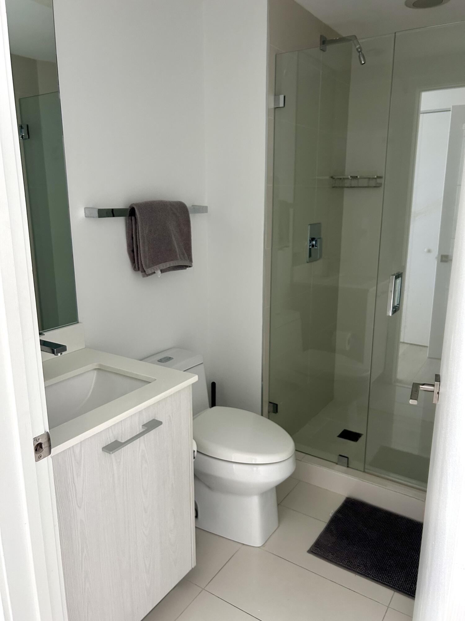 55 SW 9th #2508, Miami FL 33130