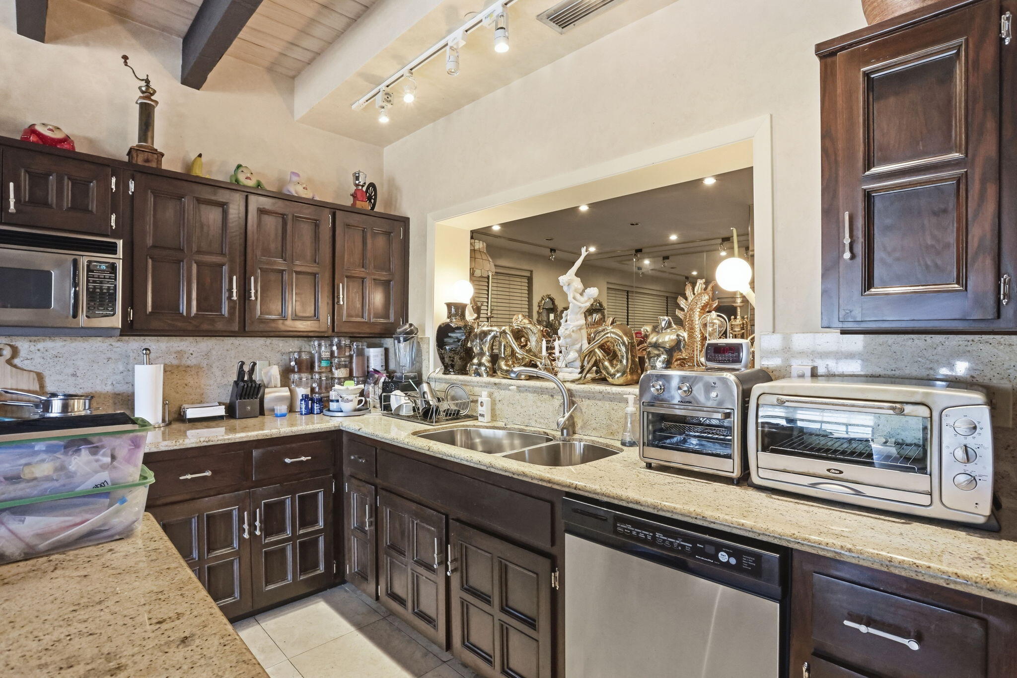 2850 NE 44th, Lighthouse Point FL 33064