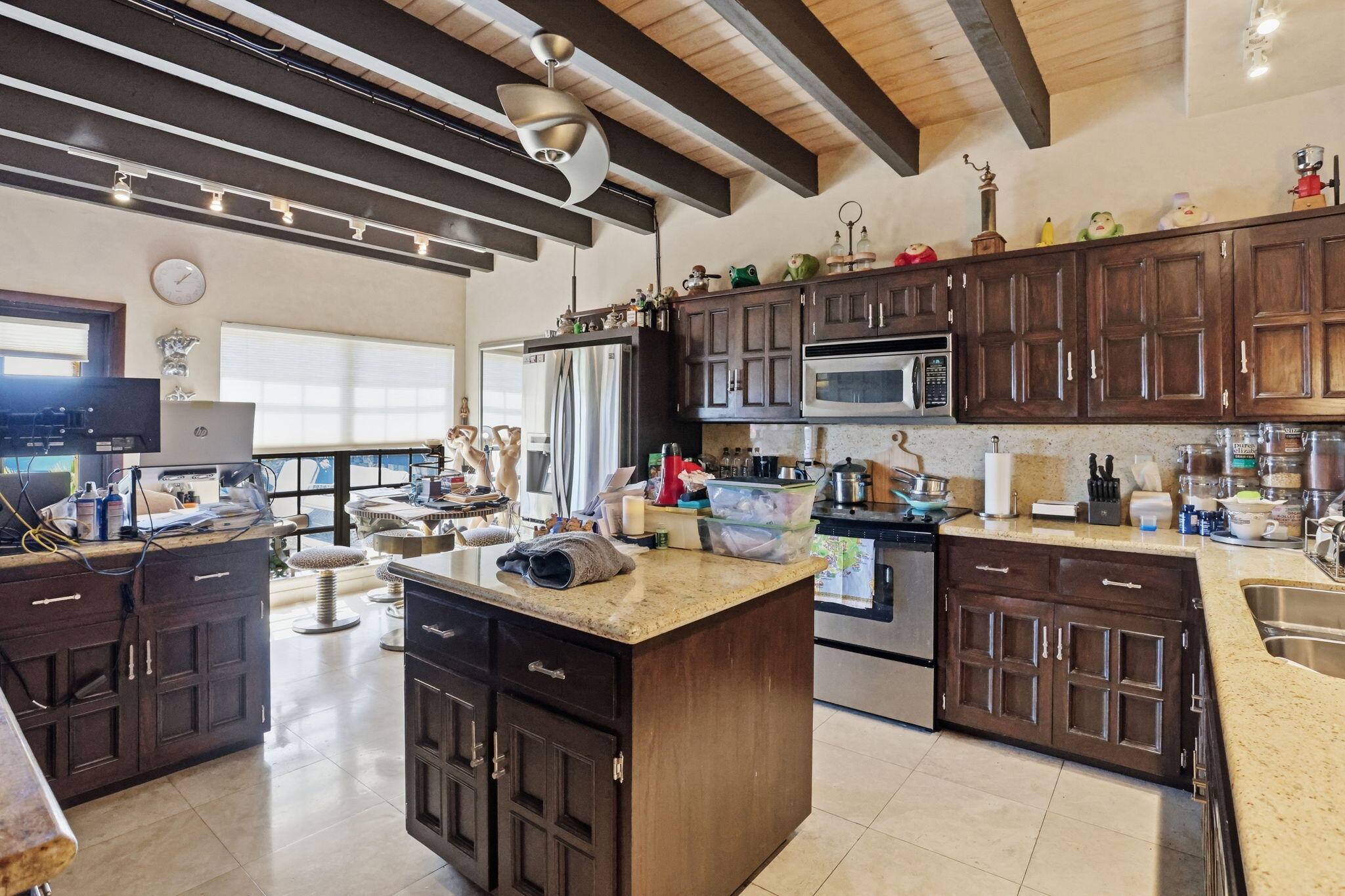 2850 NE 44th, Lighthouse Point FL 33064