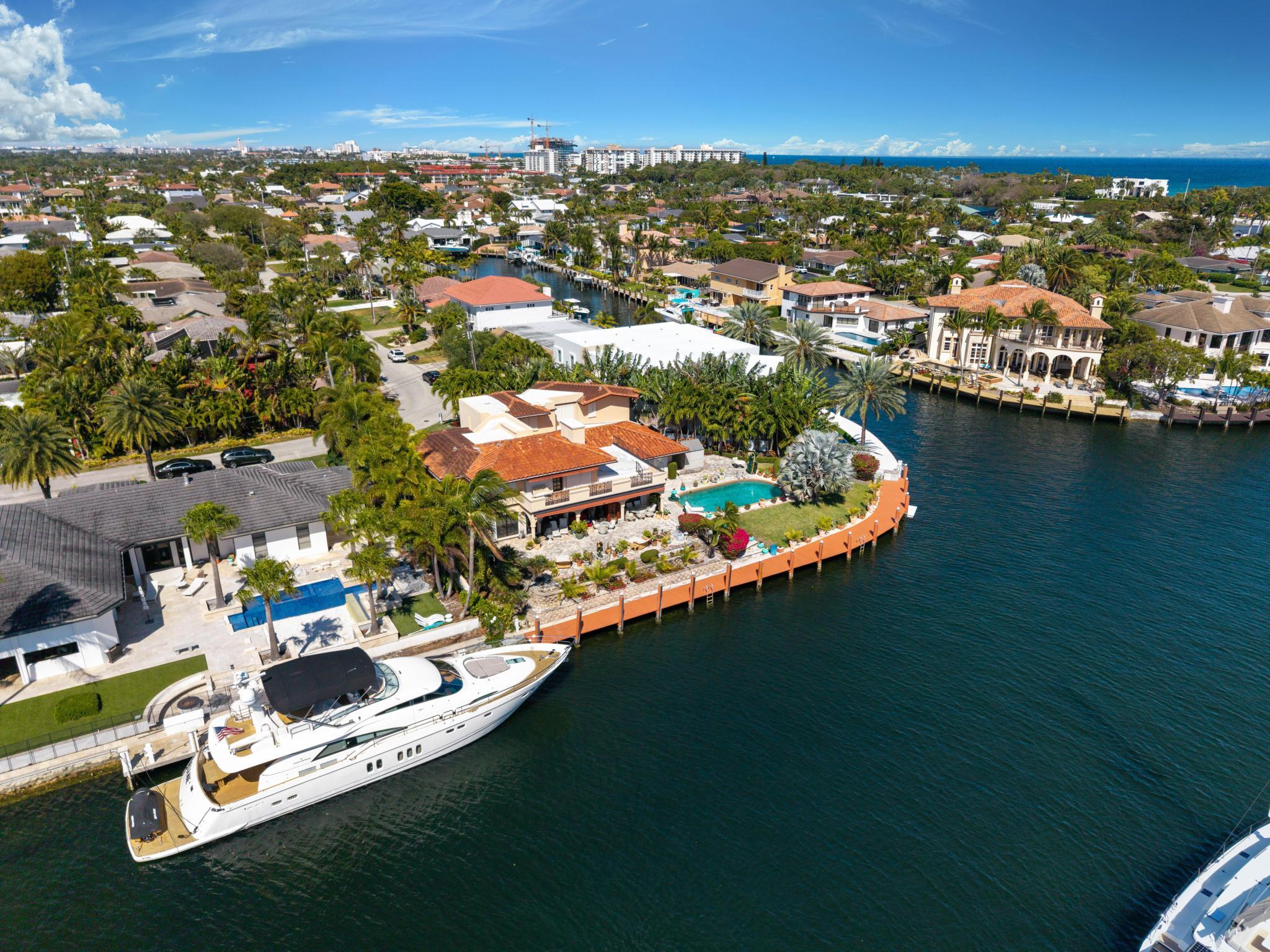 2850 NE 44th, Lighthouse Point FL 33064