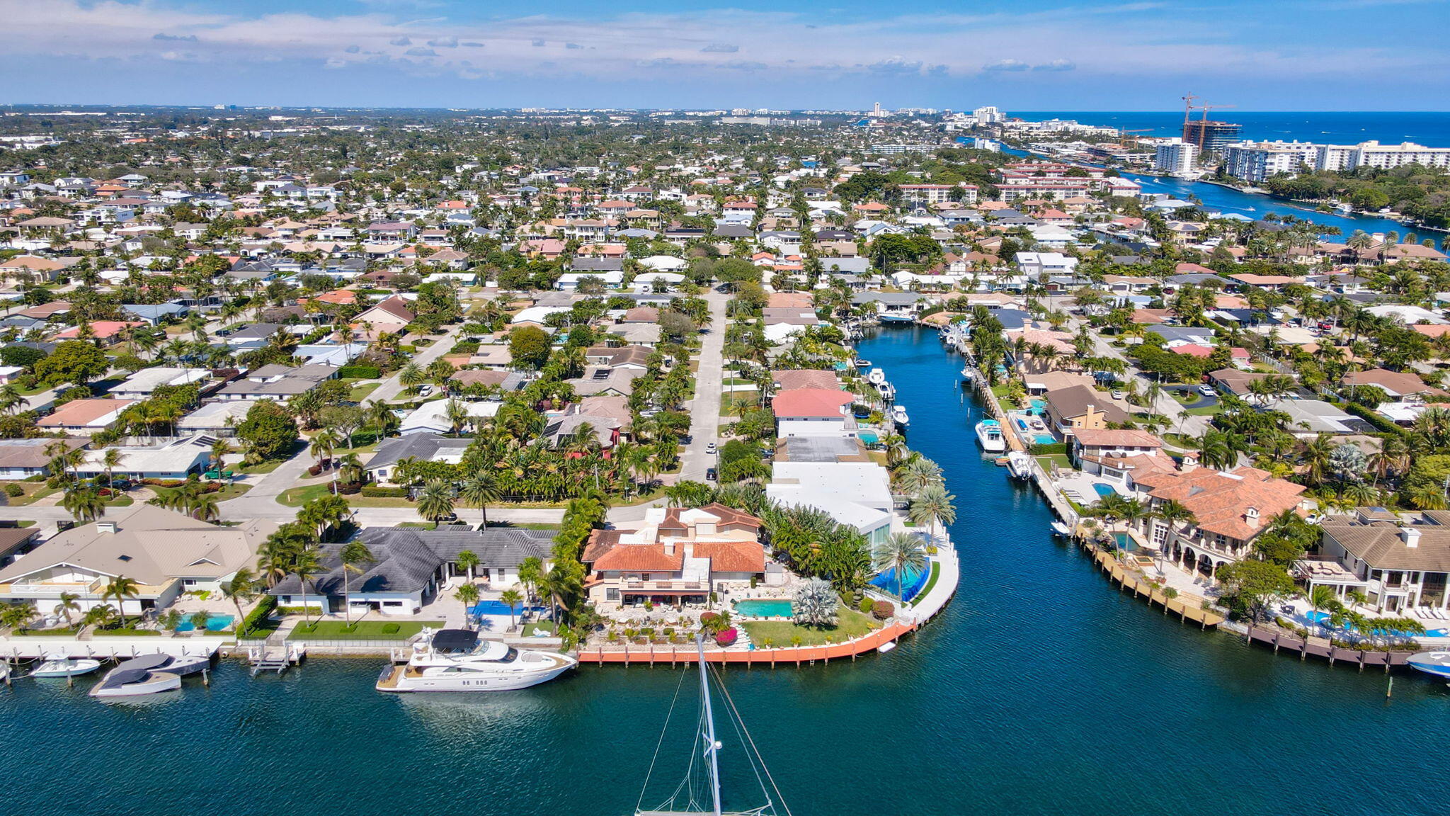 2850 NE 44th, Lighthouse Point FL 33064