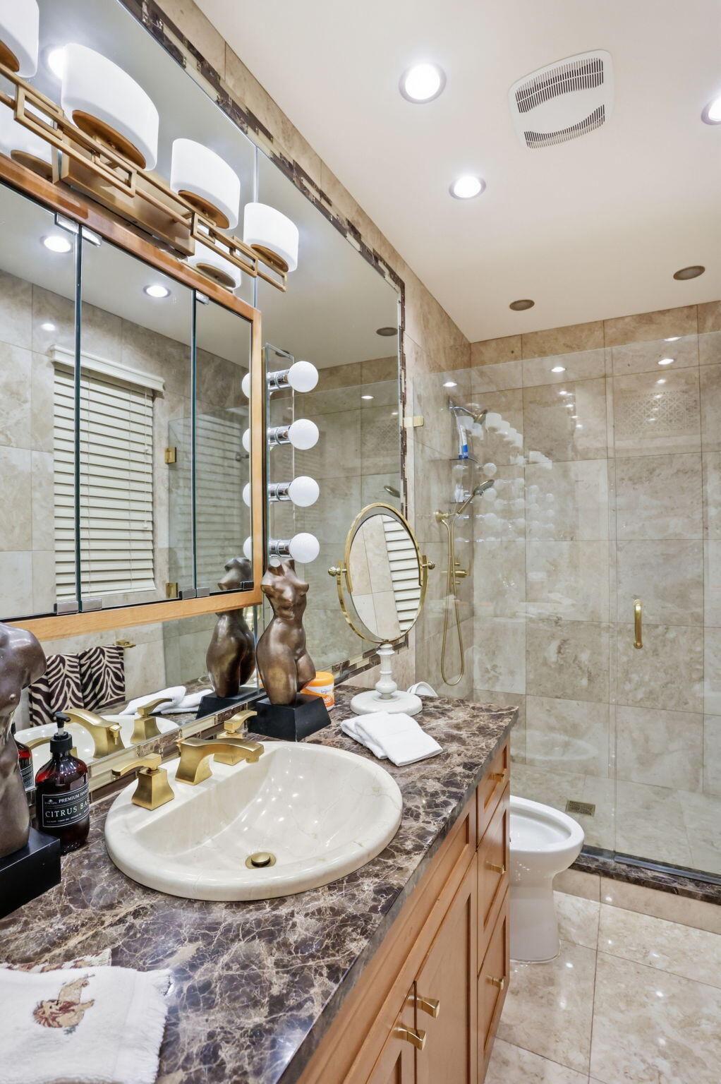 2850 NE 44th, Lighthouse Point FL 33064