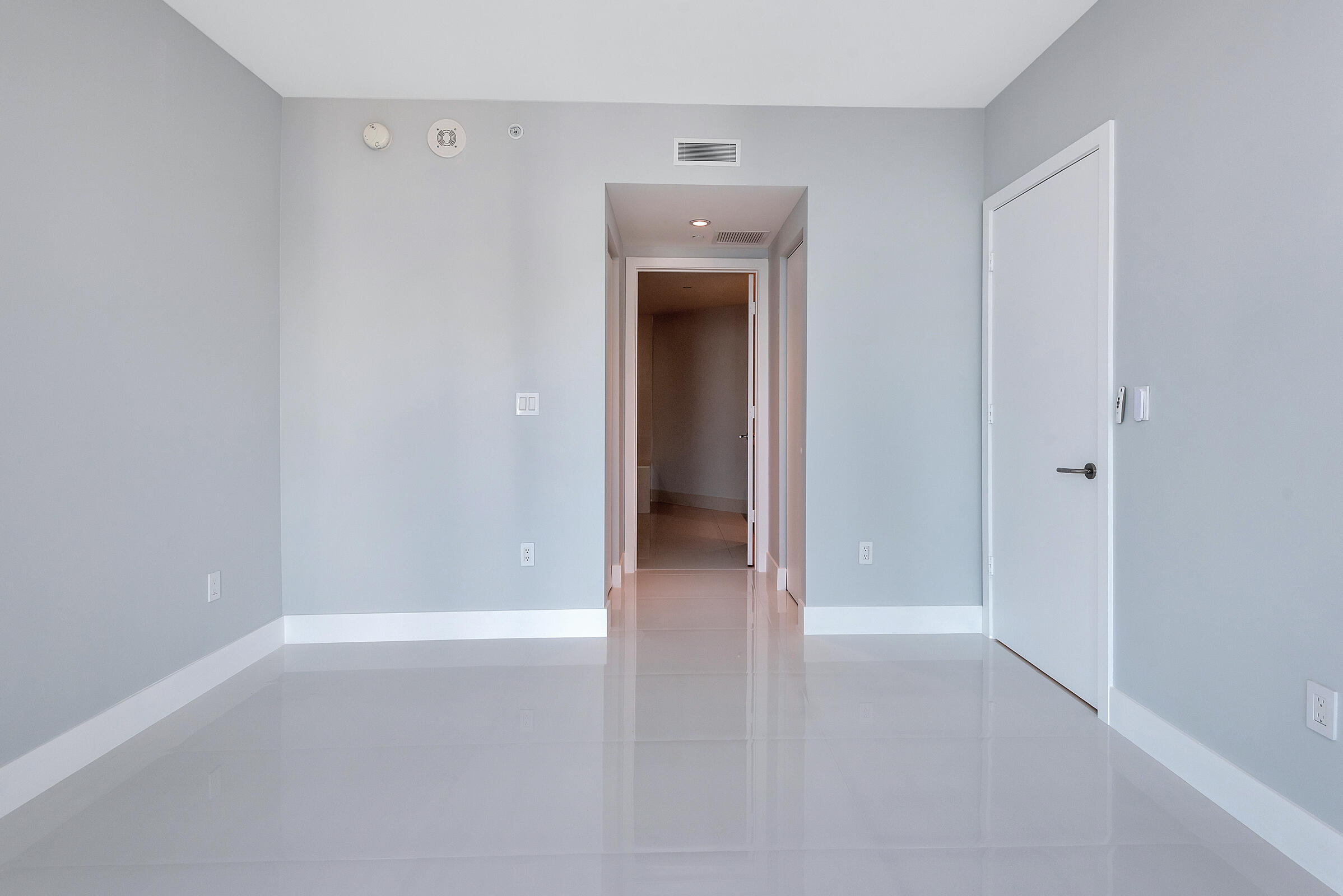 1300 S Miami #2401, Miami FL 33130