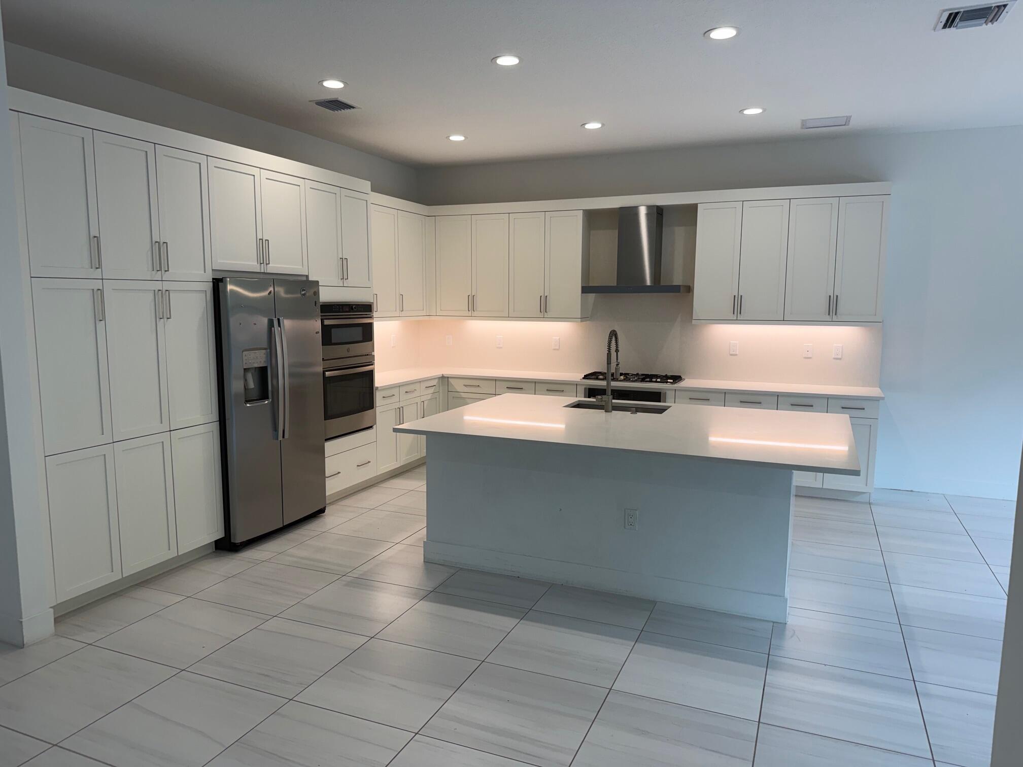 8055 White Wave, Boca Raton FL 33496