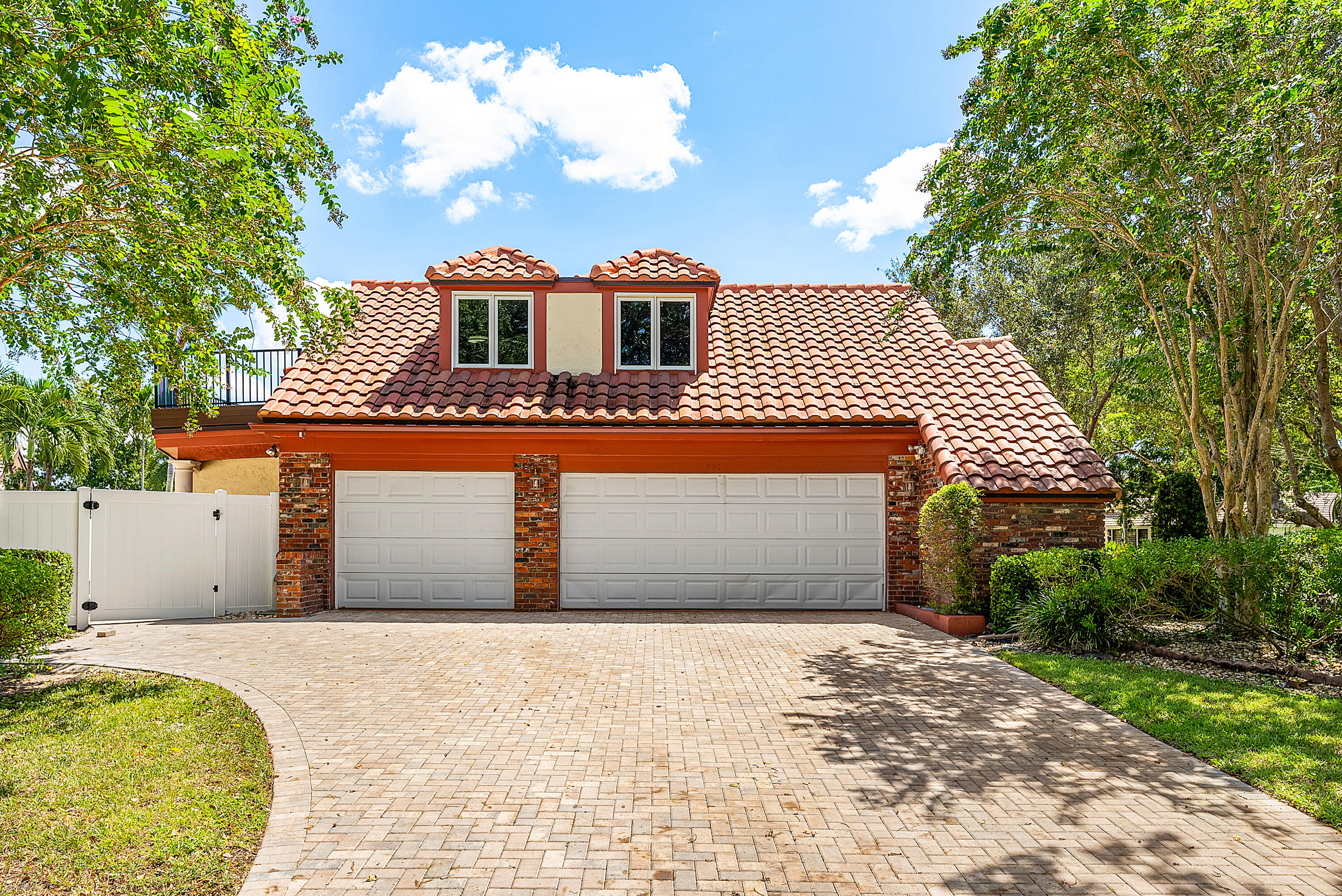 3790 Kings, Boca Raton FL 33434