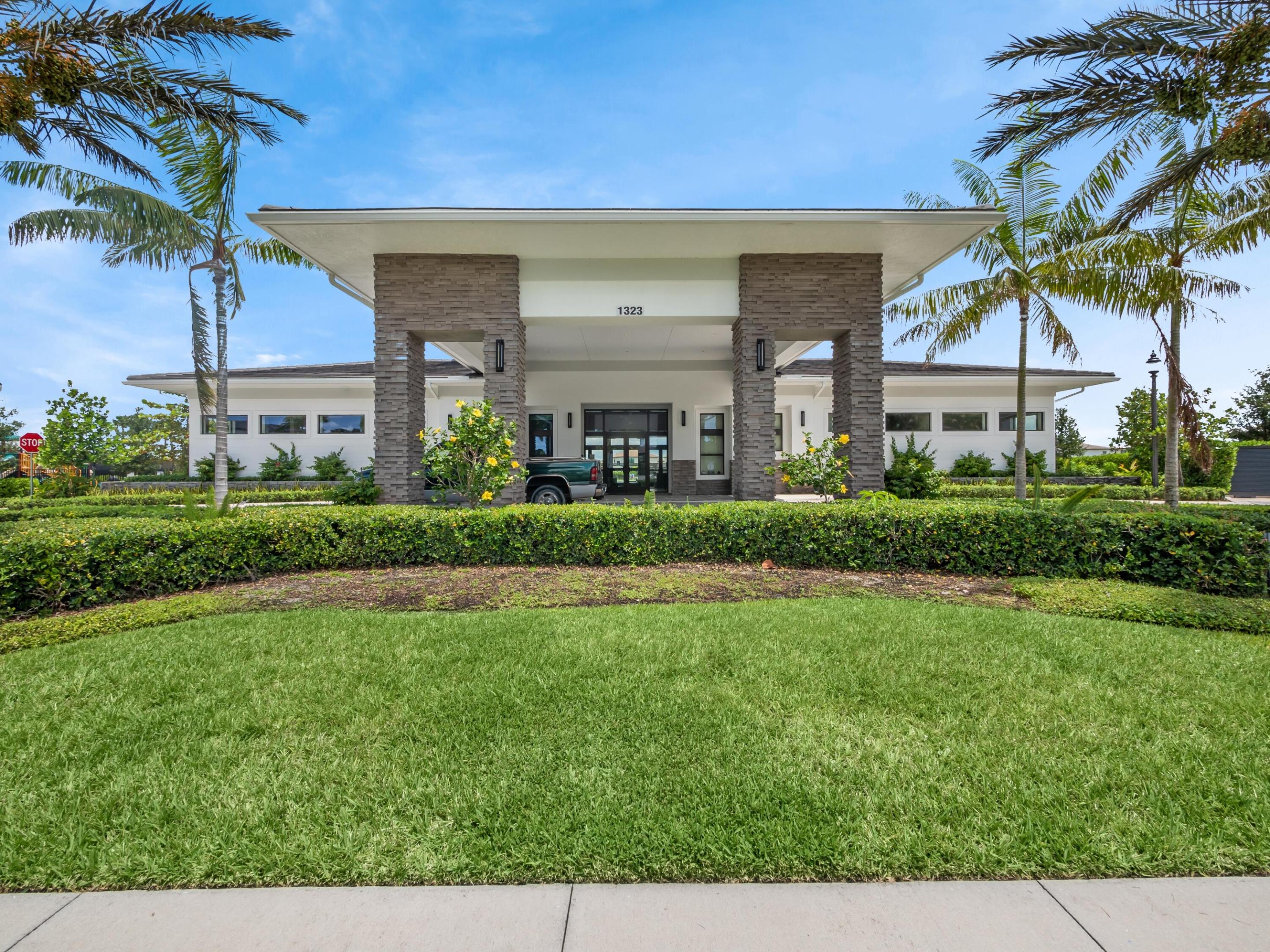 1325 Whitcombe, Royal Palm Beach FL 33411