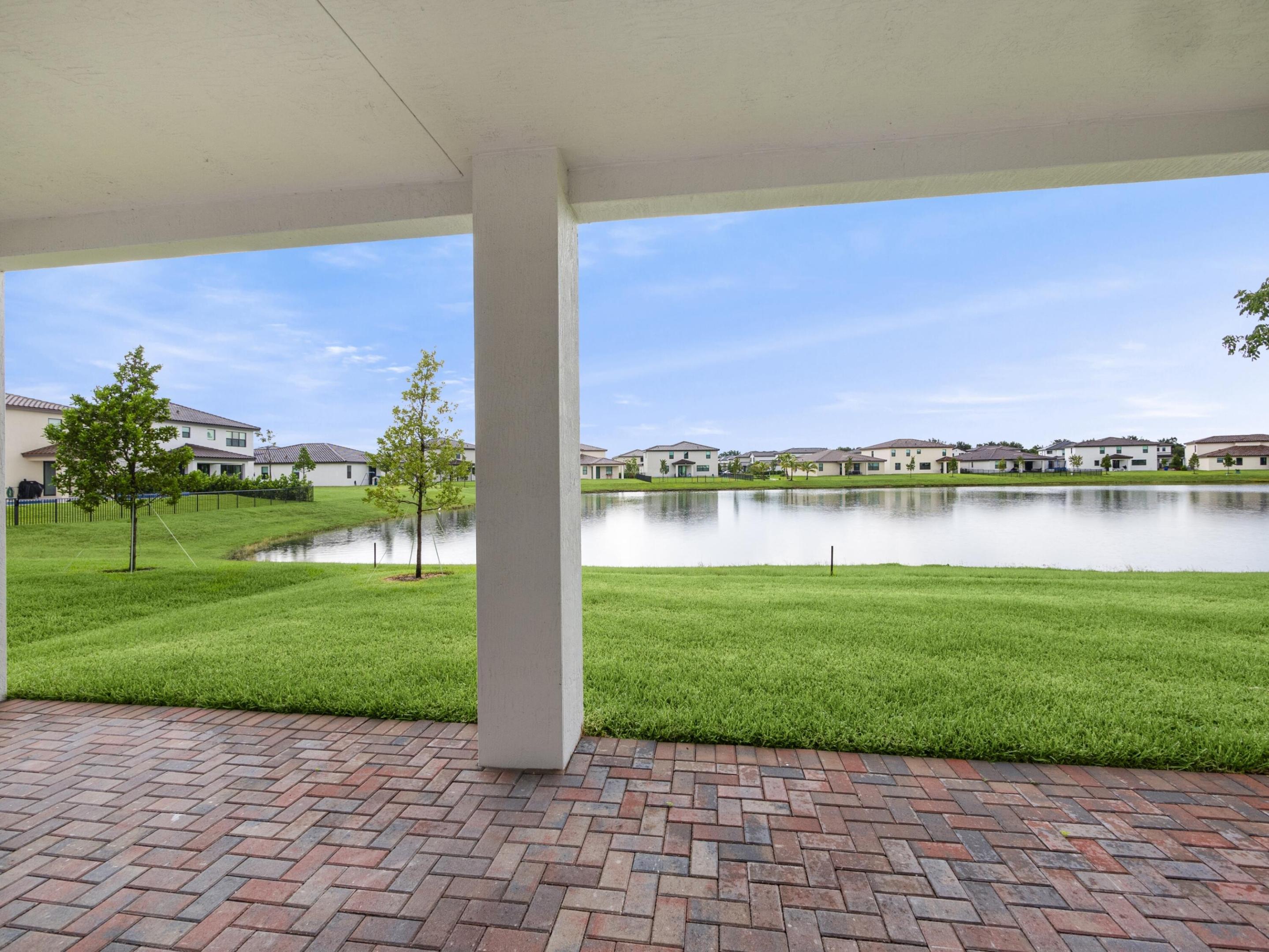 1325 Whitcombe, Royal Palm Beach FL 33411