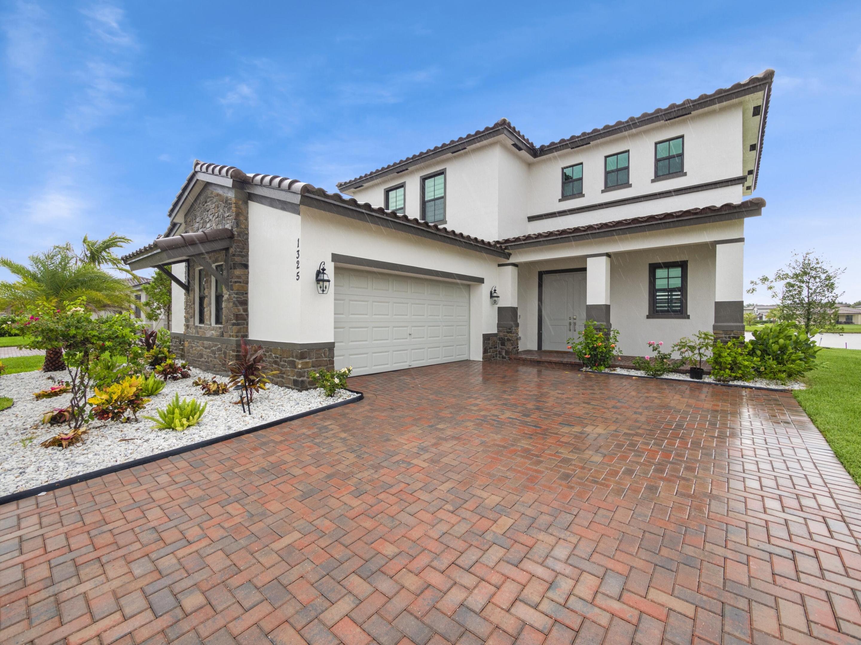 1325 Whitcombe, Royal Palm Beach FL 33411