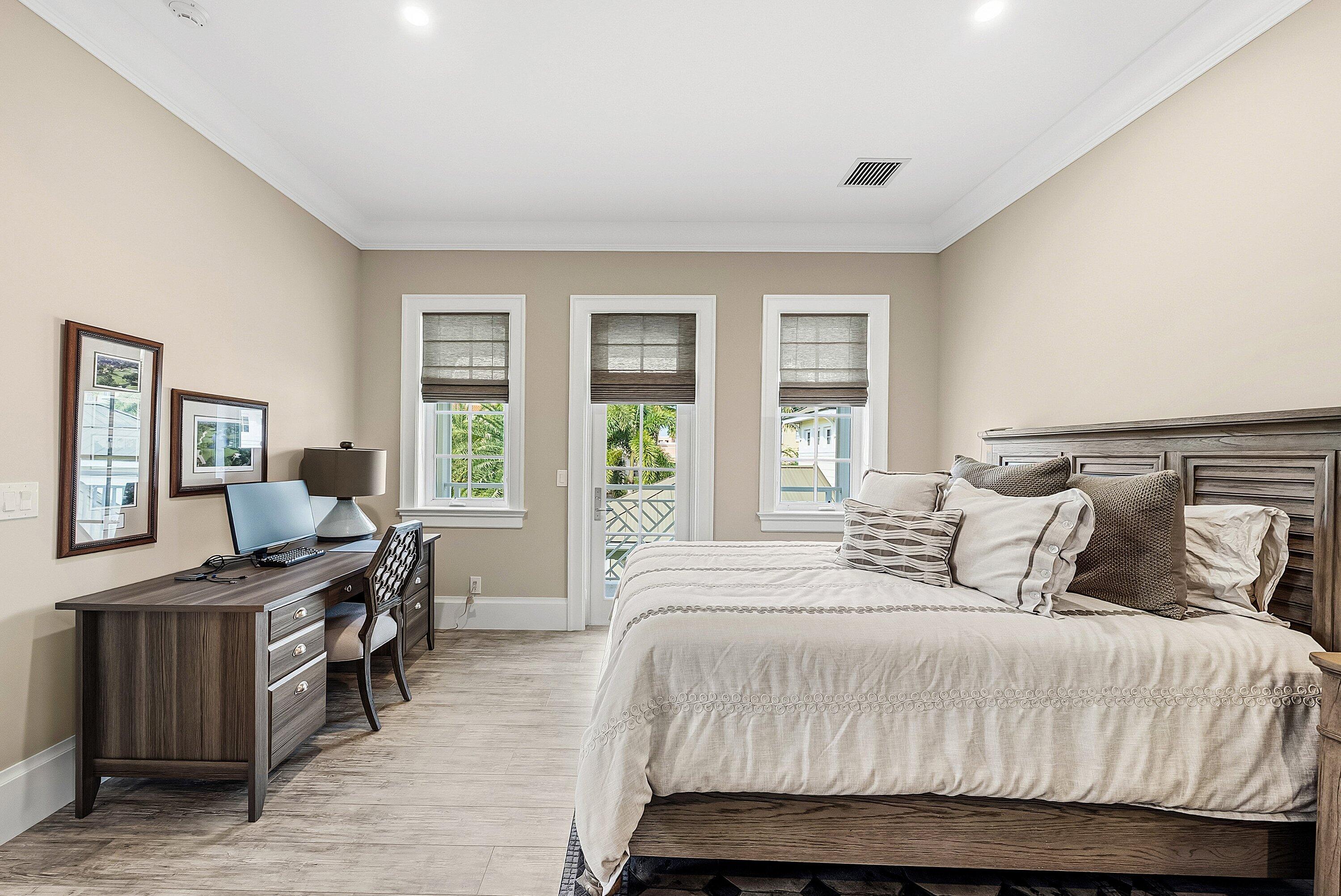 201 NE 3rd, Boca Raton FL 33432