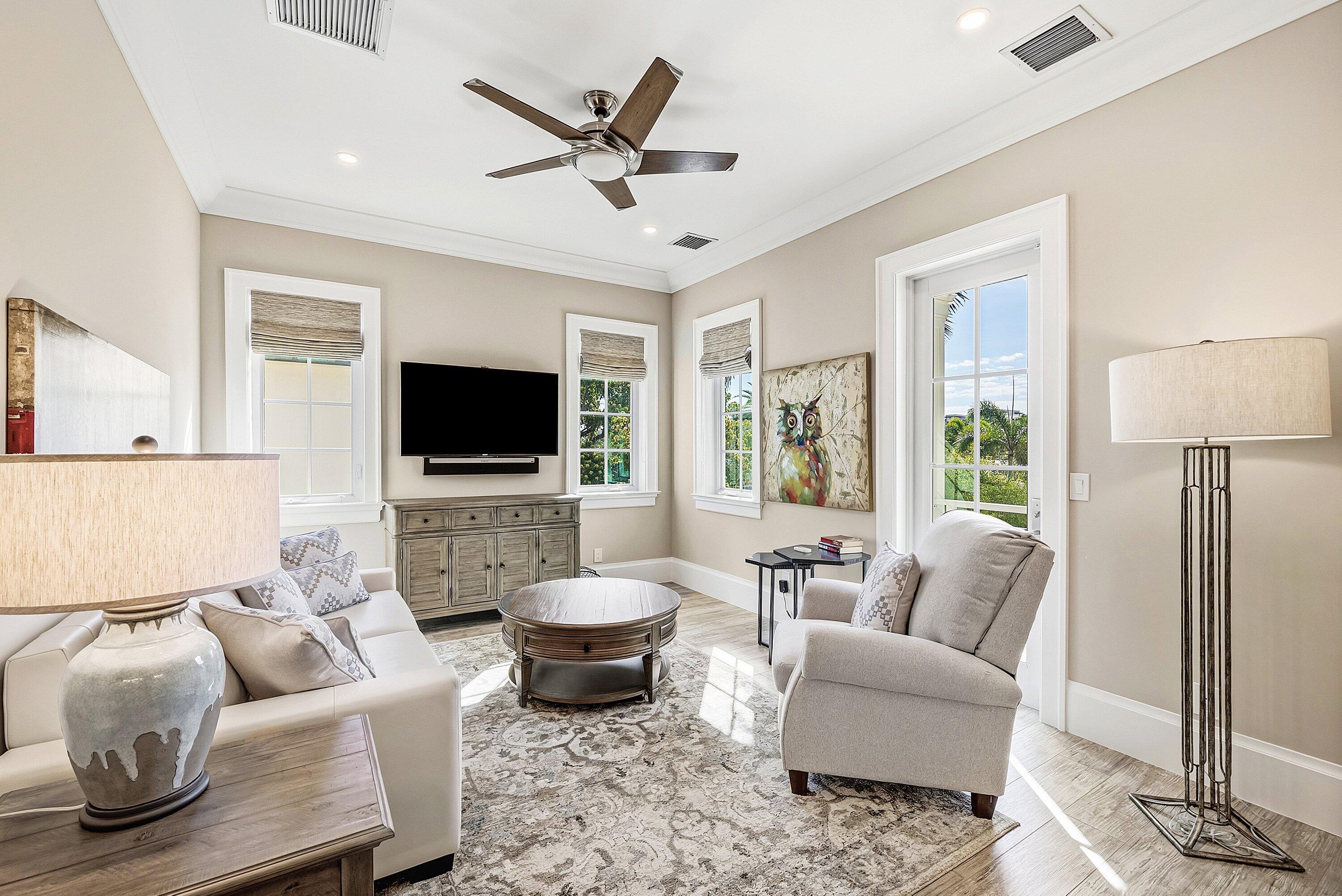 201 NE 3rd, Boca Raton FL 33432