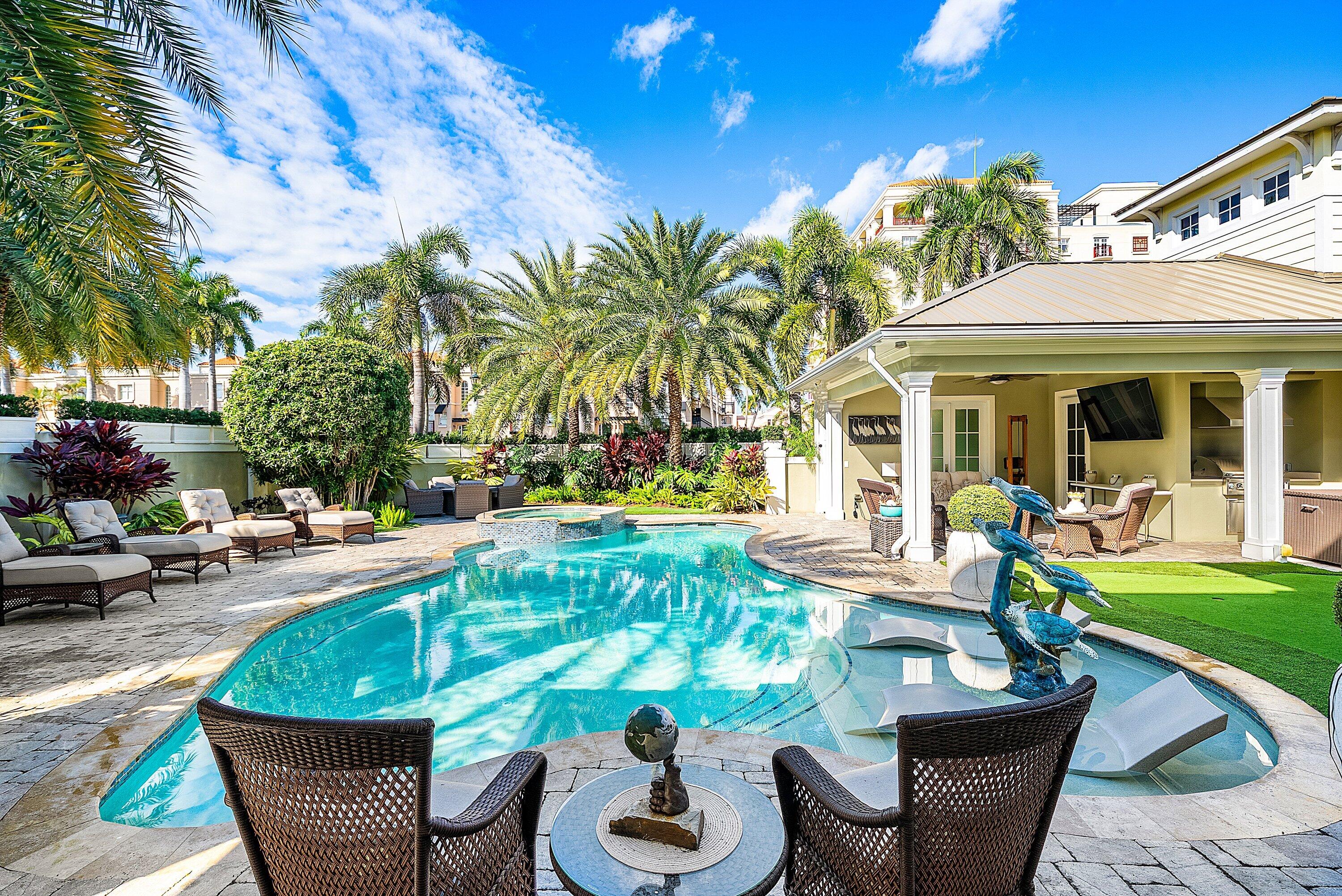 201 NE 3rd, Boca Raton FL 33432