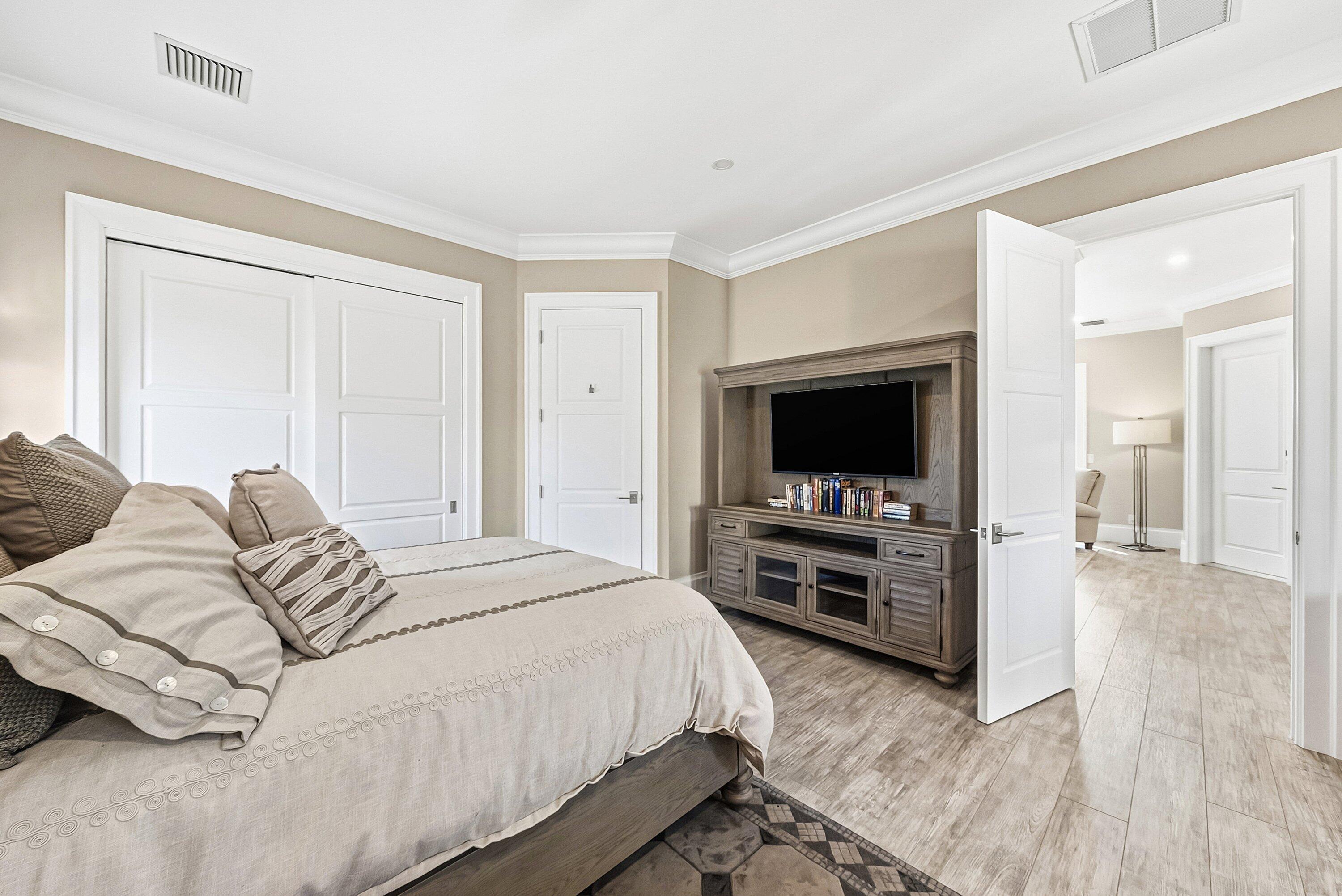 201 NE 3rd, Boca Raton FL 33432