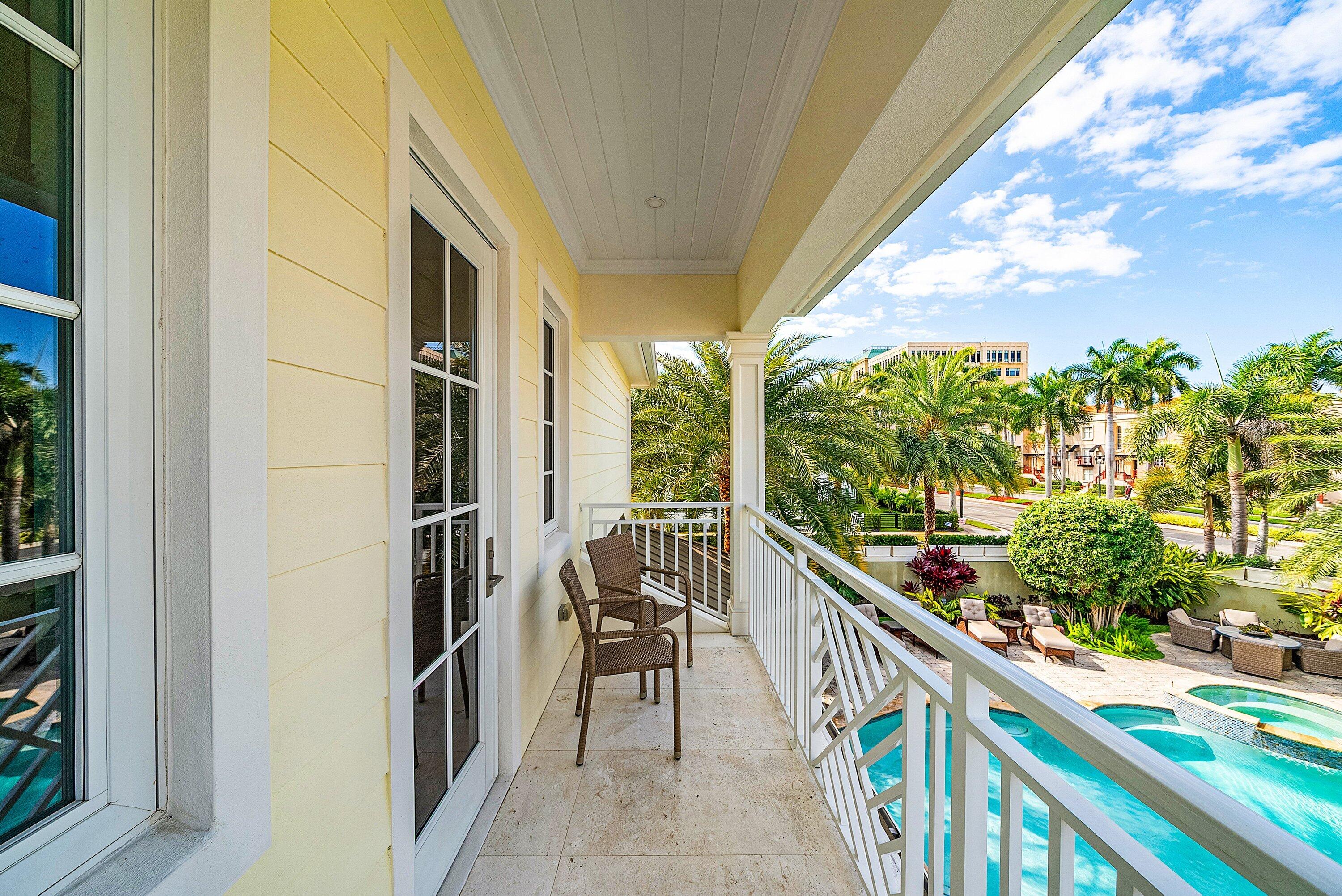201 NE 3rd, Boca Raton FL 33432