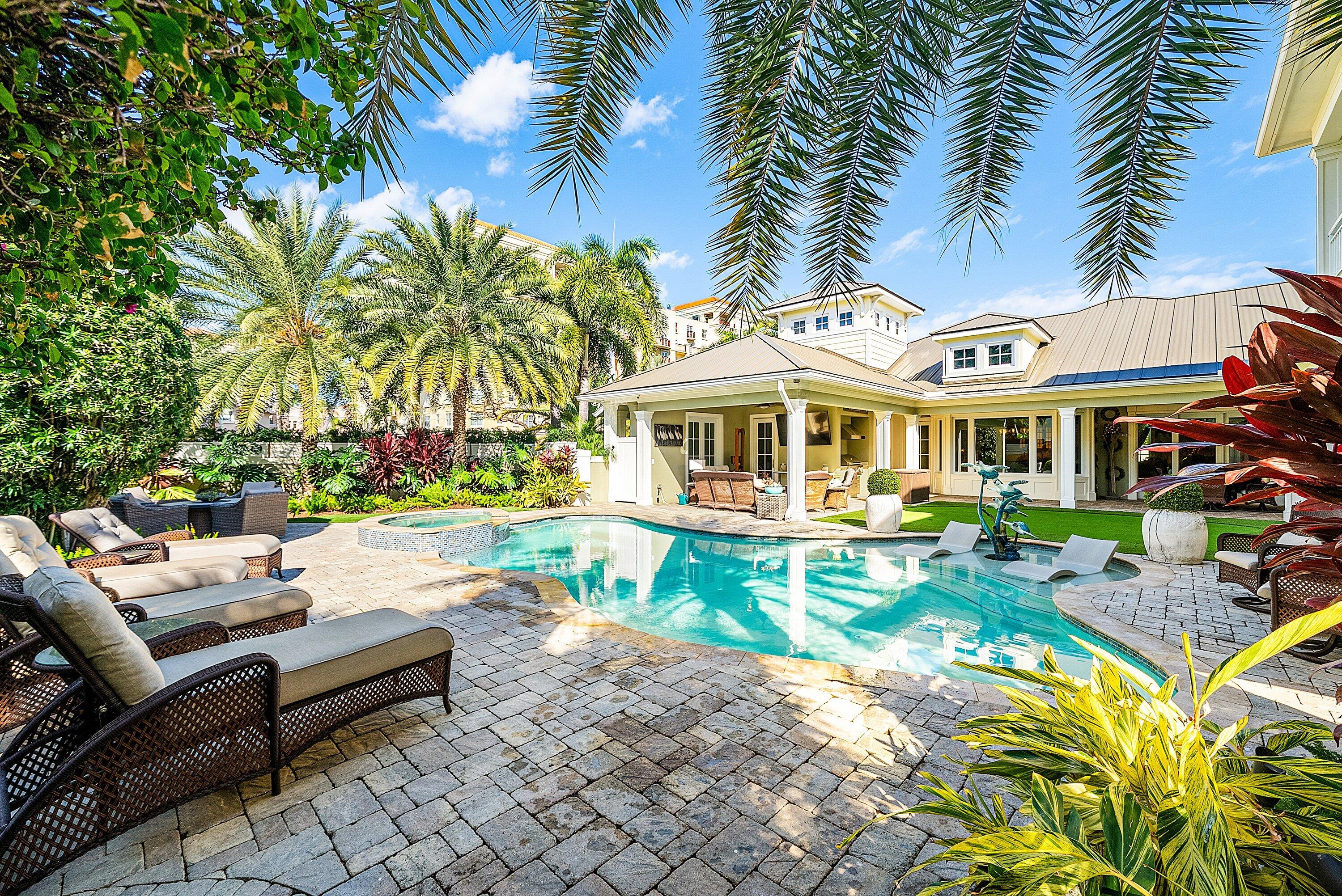 201 NE 3rd, Boca Raton FL 33432